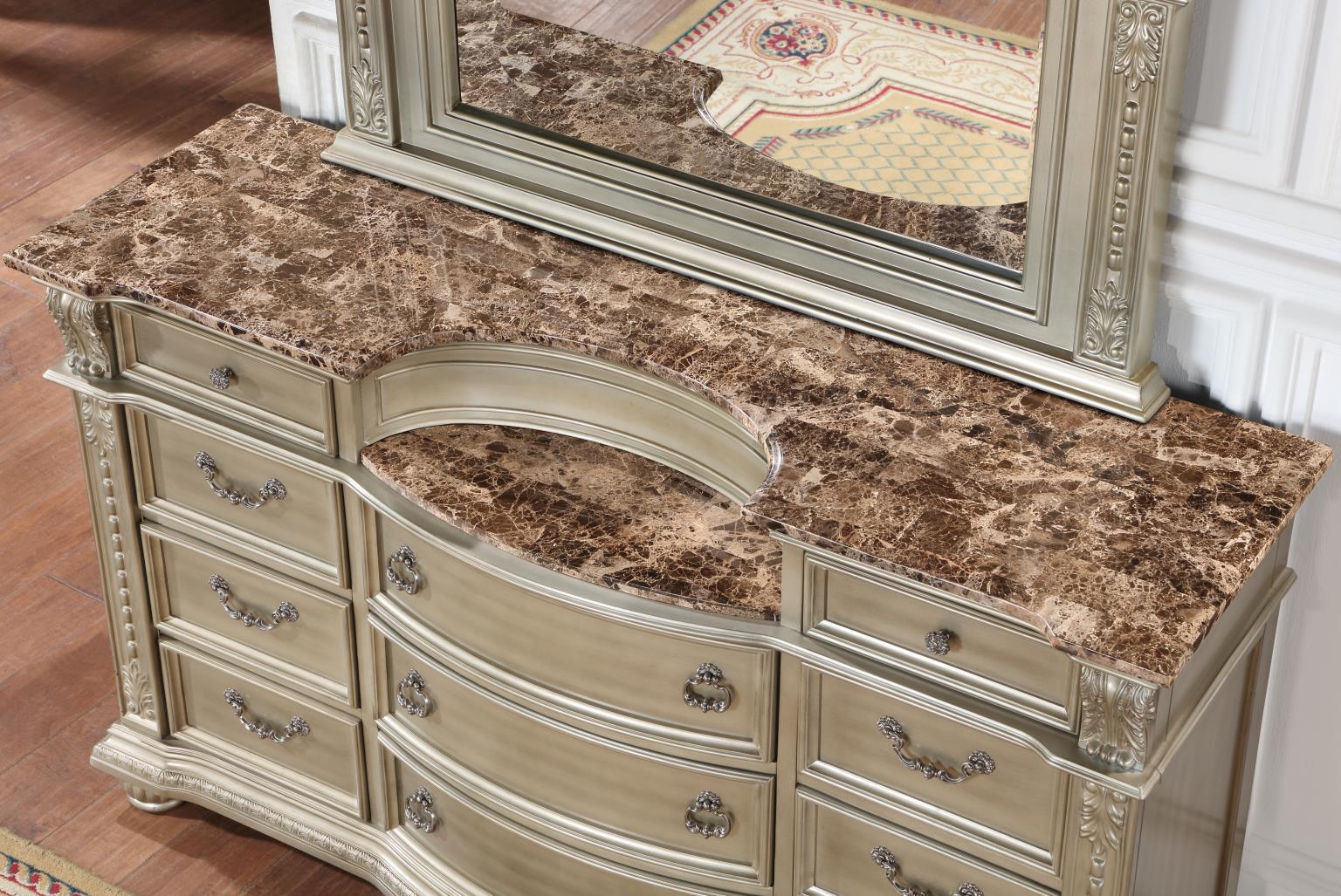 B055 - Bedroom Set