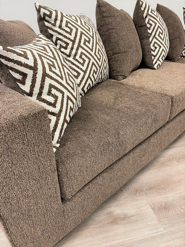 110 Mocha Sectional — LAF Sofa & RAF Chaise