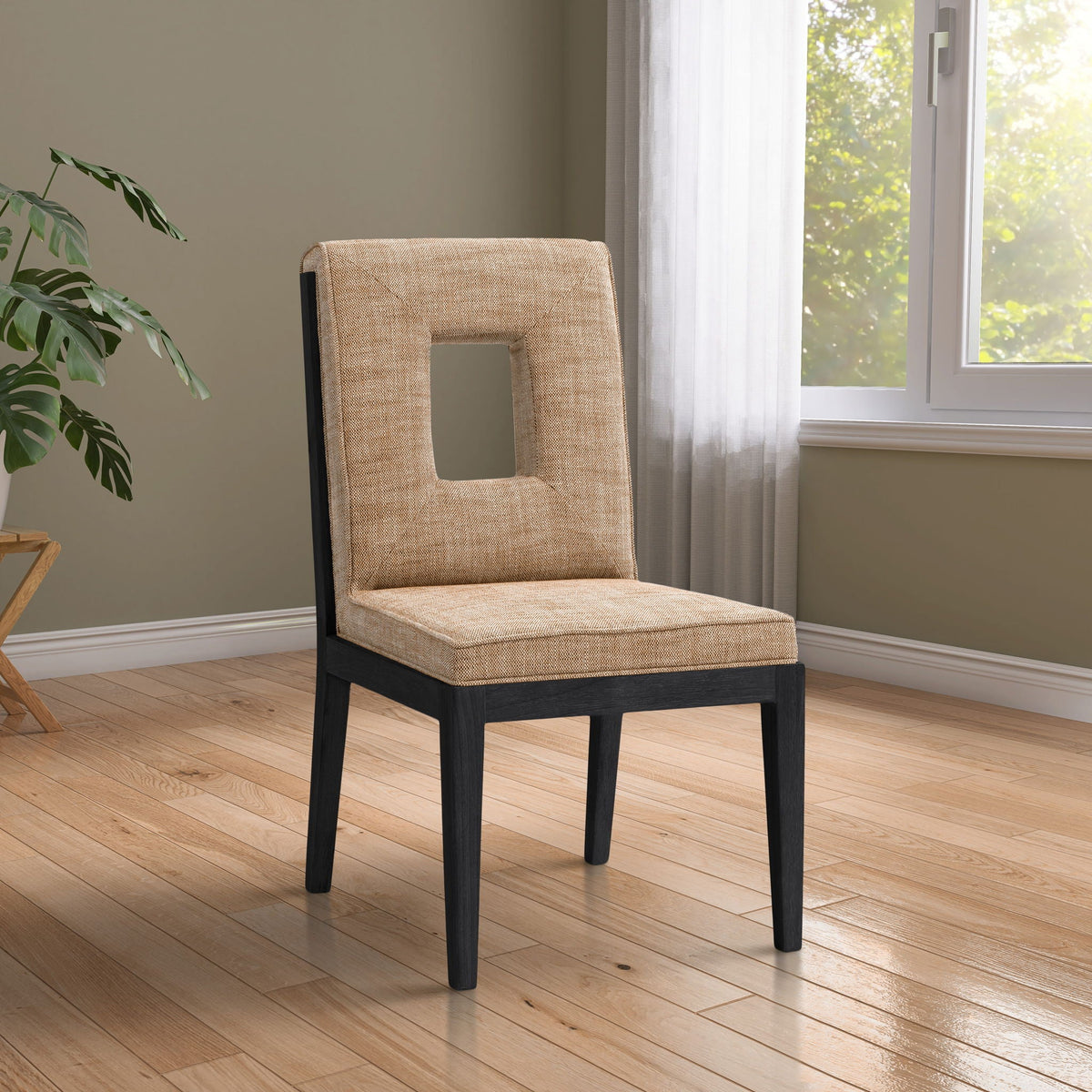 Gwendolyn - Dining Side Chair (Set of 2) with Black Frame