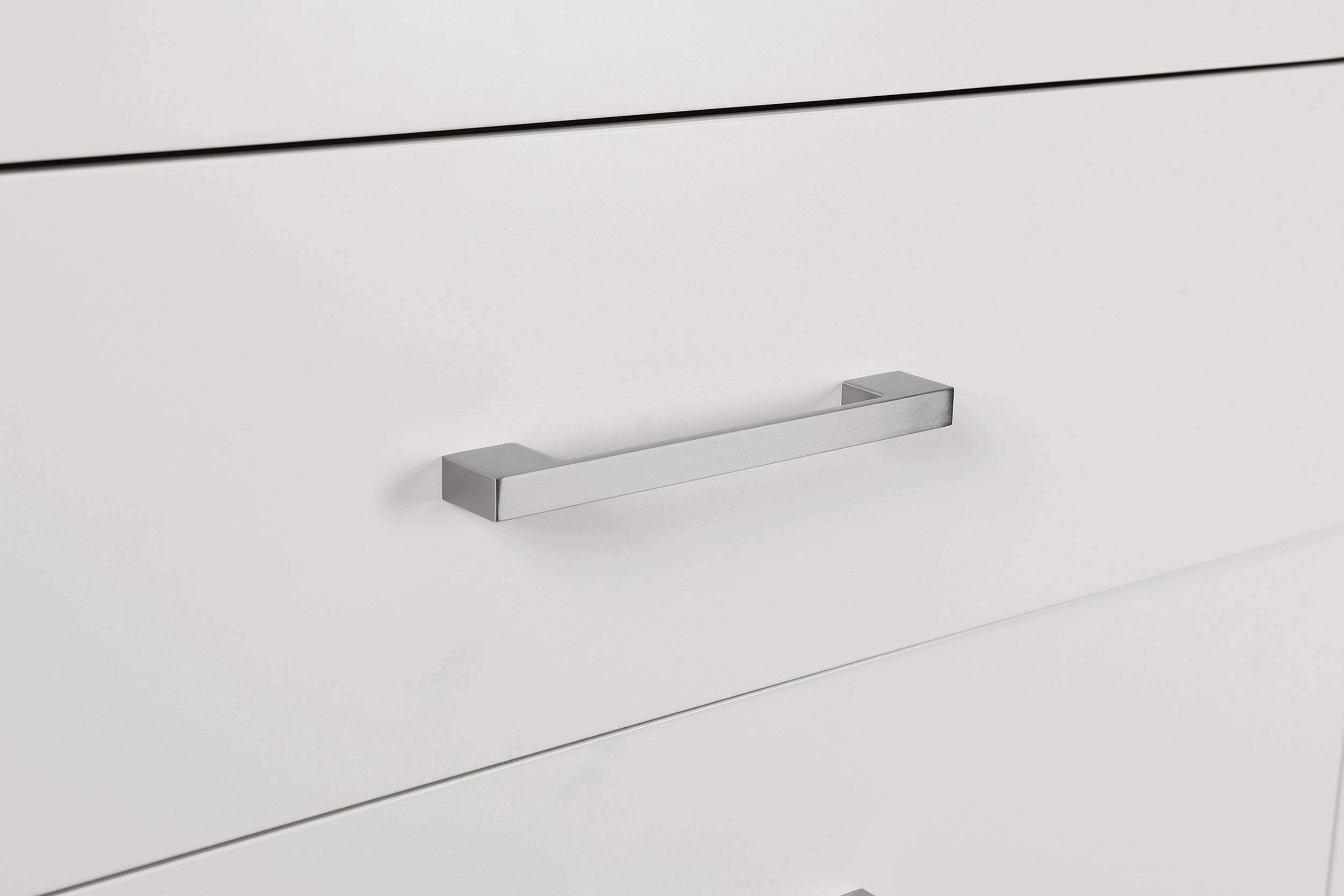 Jessica 5-drawer Bedroom Chest