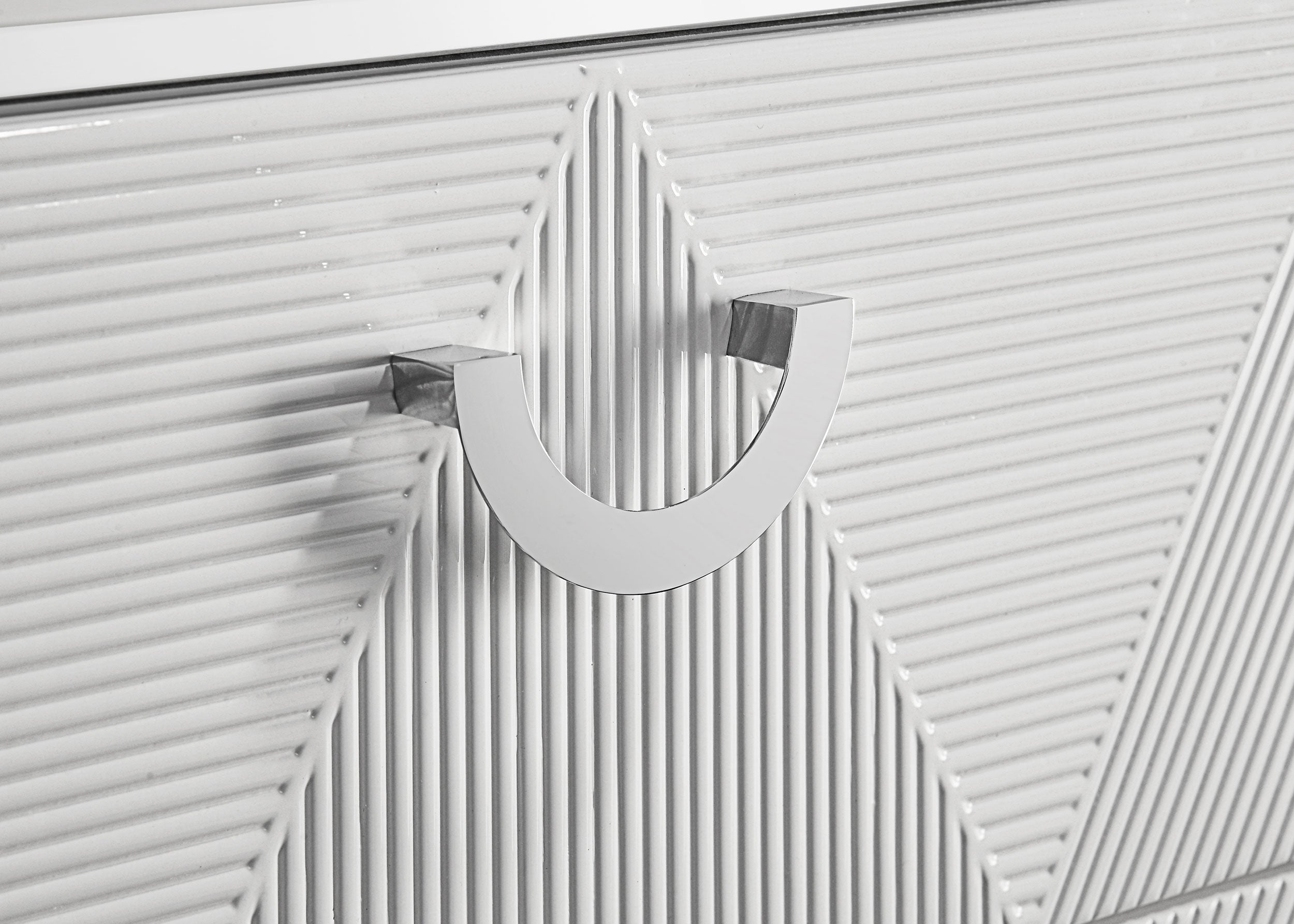 Cassia 5-drawer Bedroom Chest of Drawers White High Gloss