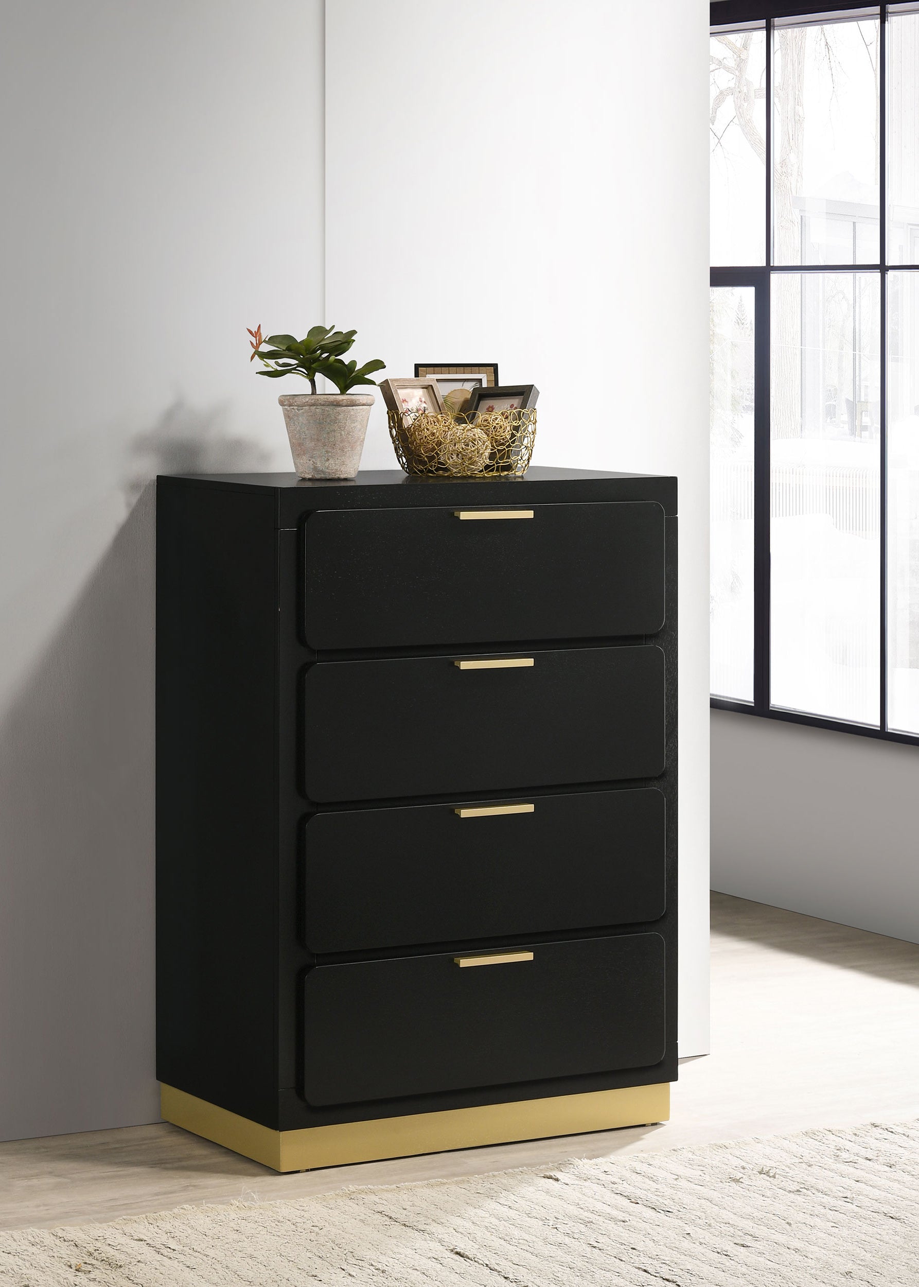 Caraway 4-drawer Bedroom Chest