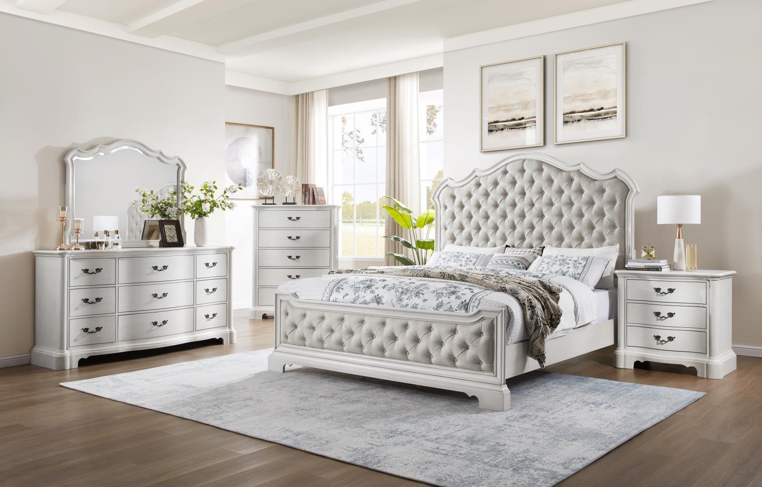 B072 - Dresser - Antique White