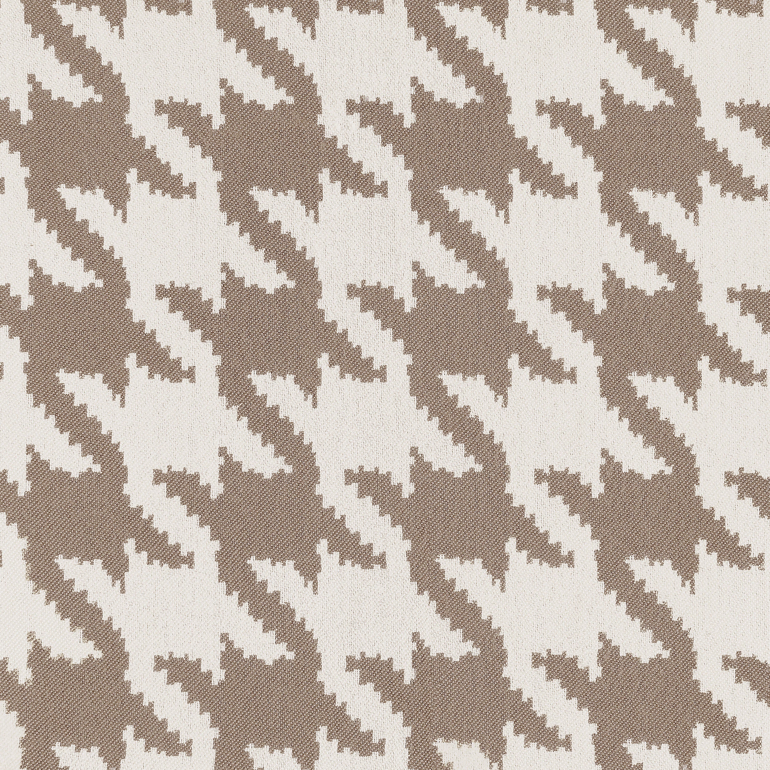 Mcloughlin Upholstered Sloped Arm Sectional Sofa Platinum