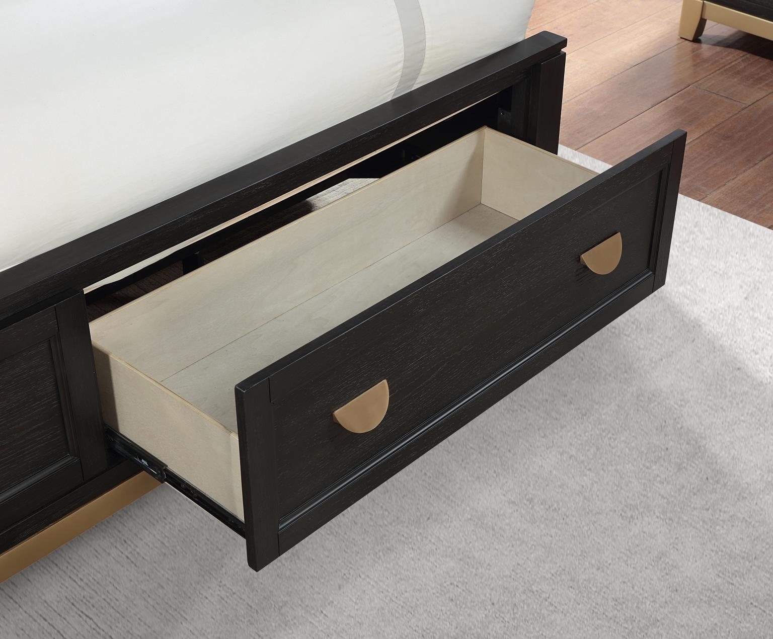 B236 - Bed