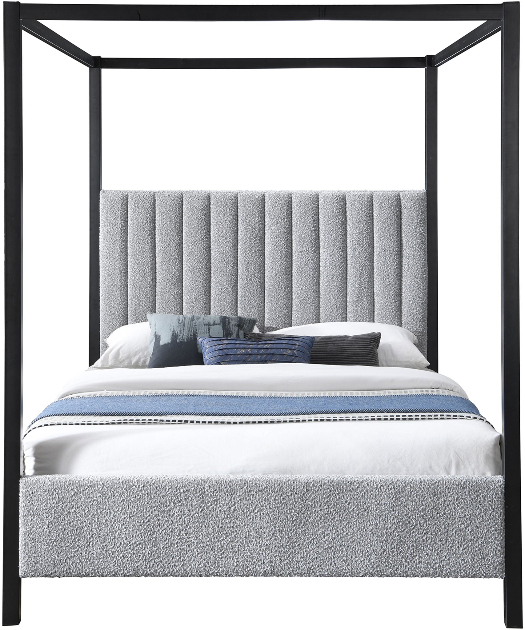 Kelly - Bed