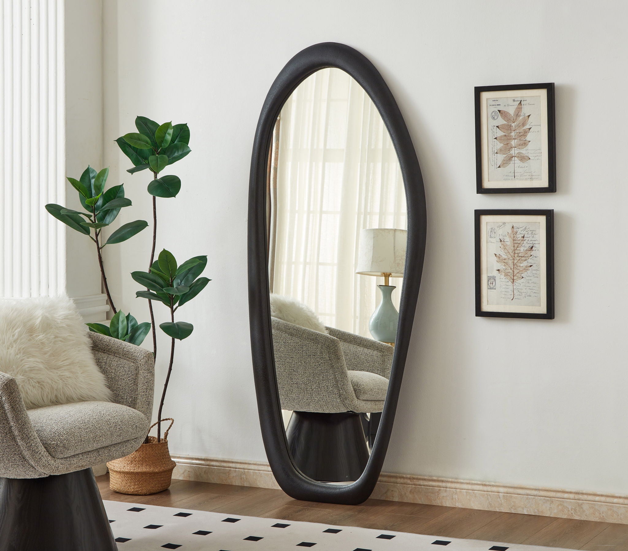 Holland - Mirror