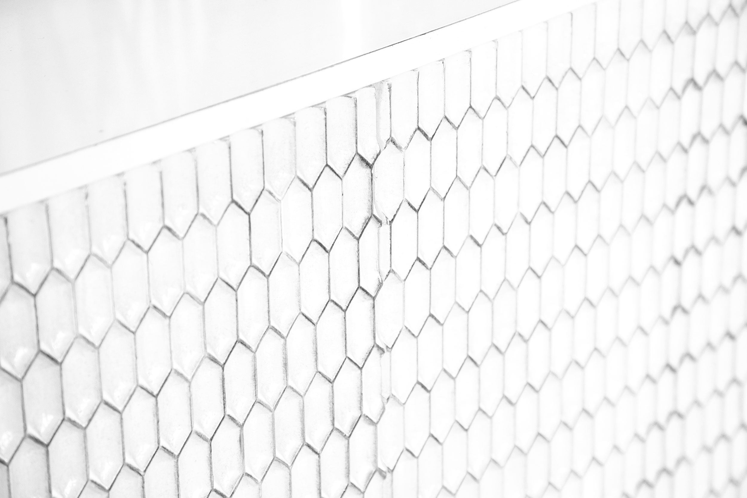 Gambon 2-door Wood Honeycomb Pattern Accent Cabinet White