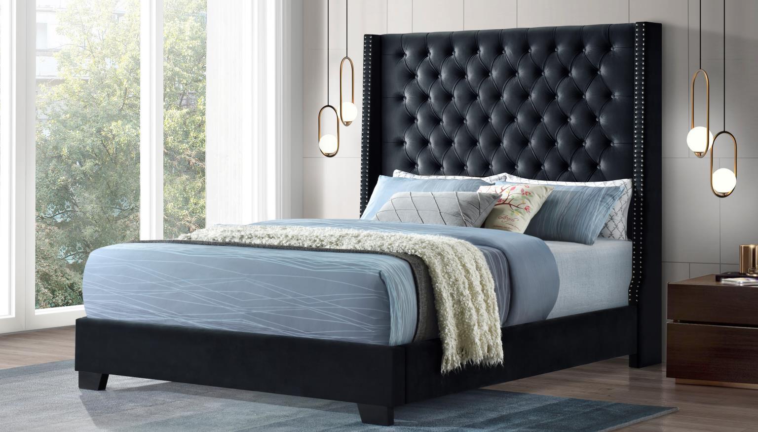 B579 - Velvet Bed