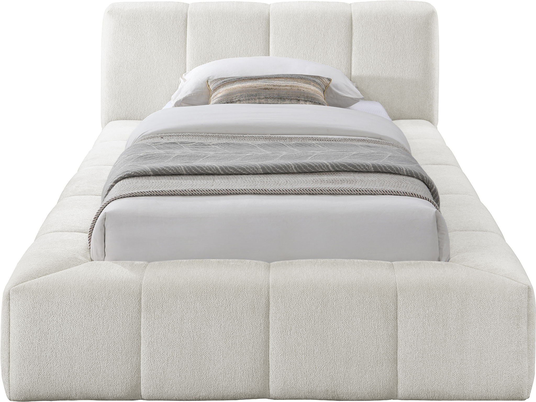 Carlin - Bed