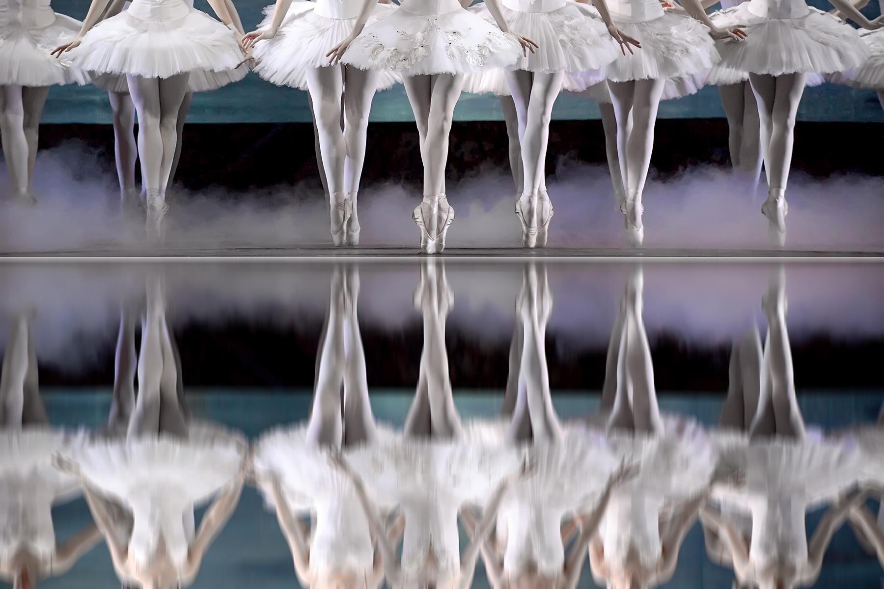 Temp Glass W/Foil - Ballerina Feet Tempered Glass
