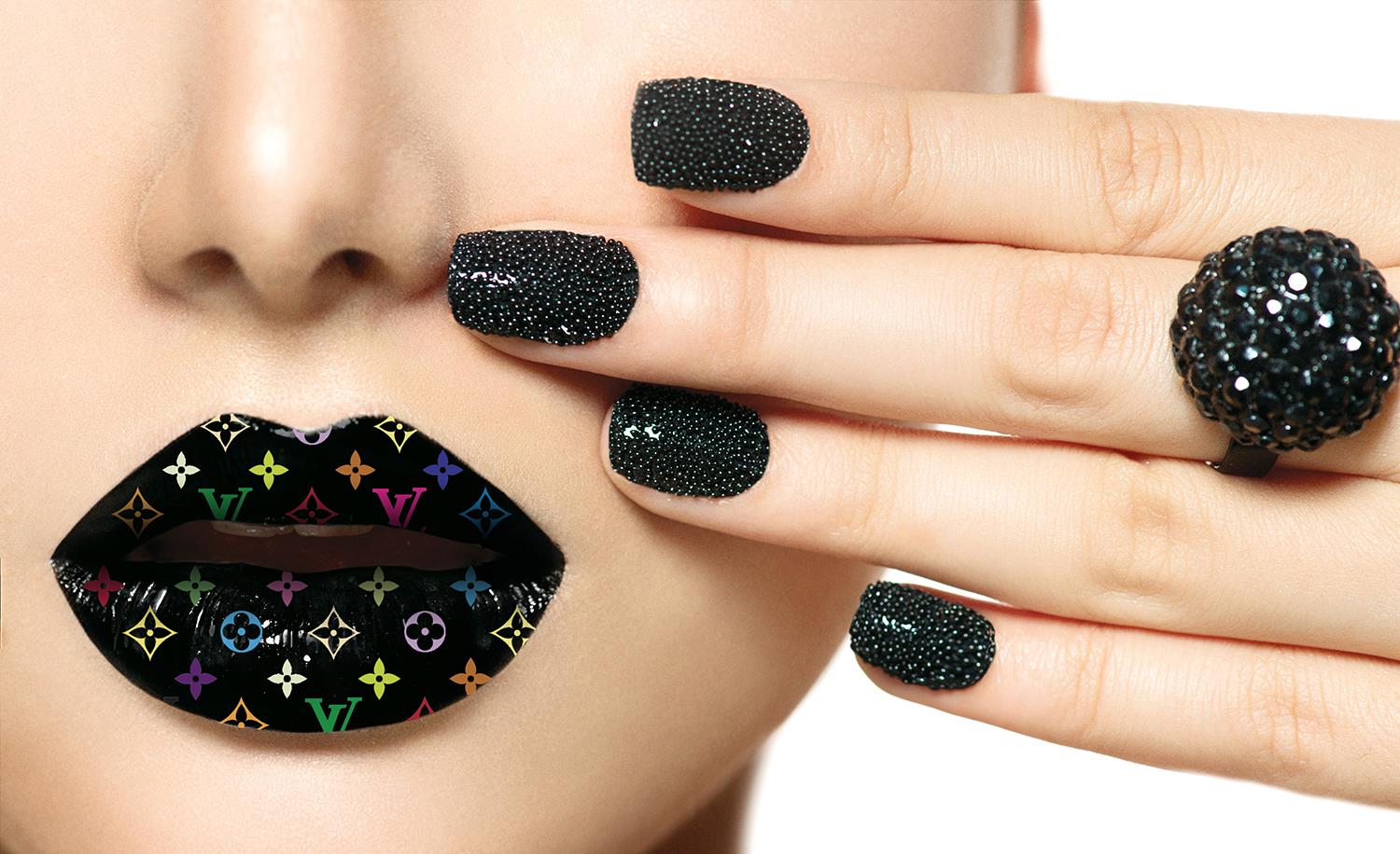 Tempered Glass W/Rhinestones - Design Her Lips Tempered Glass