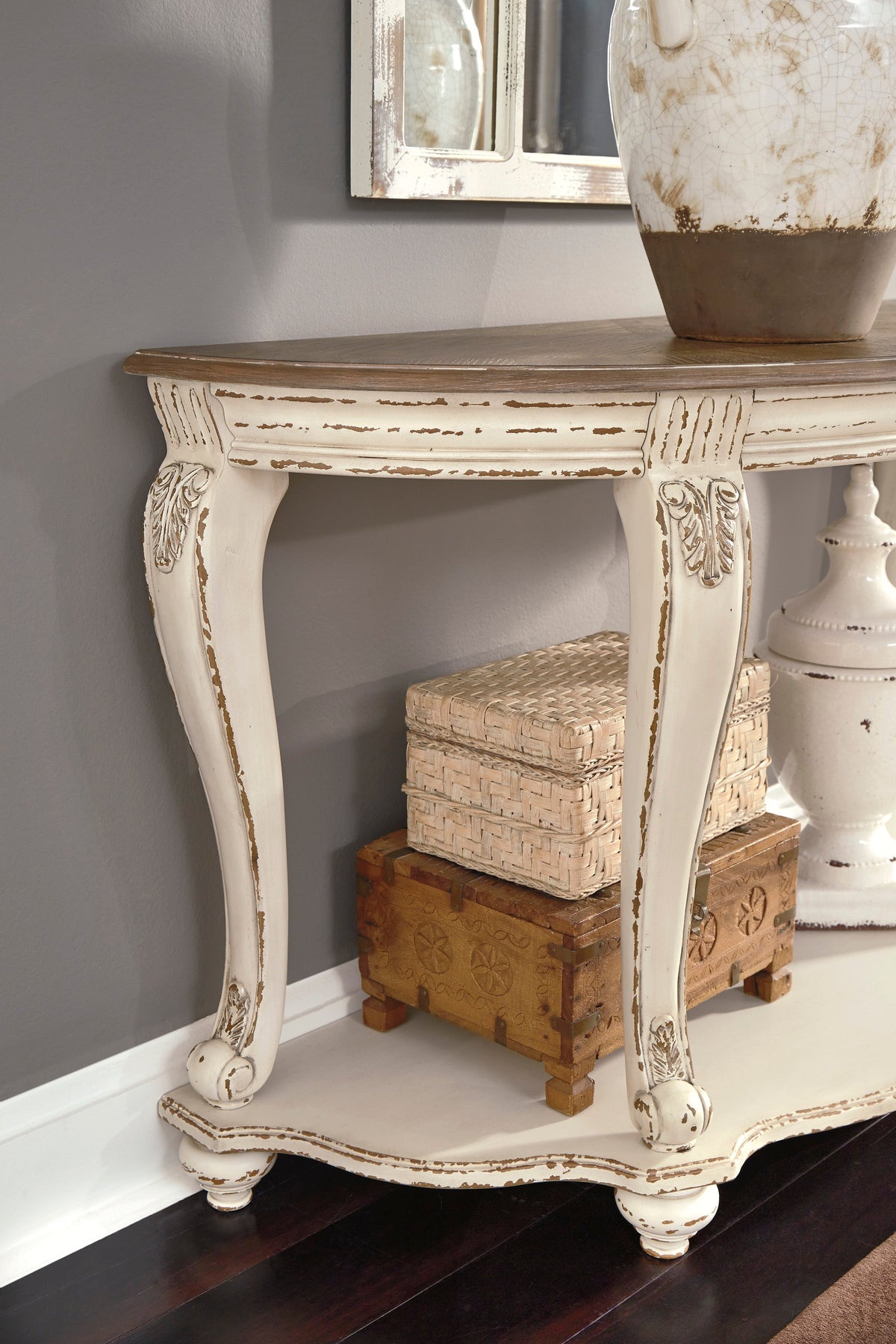 Realyn Chipped White Cottage Coffee Table Set