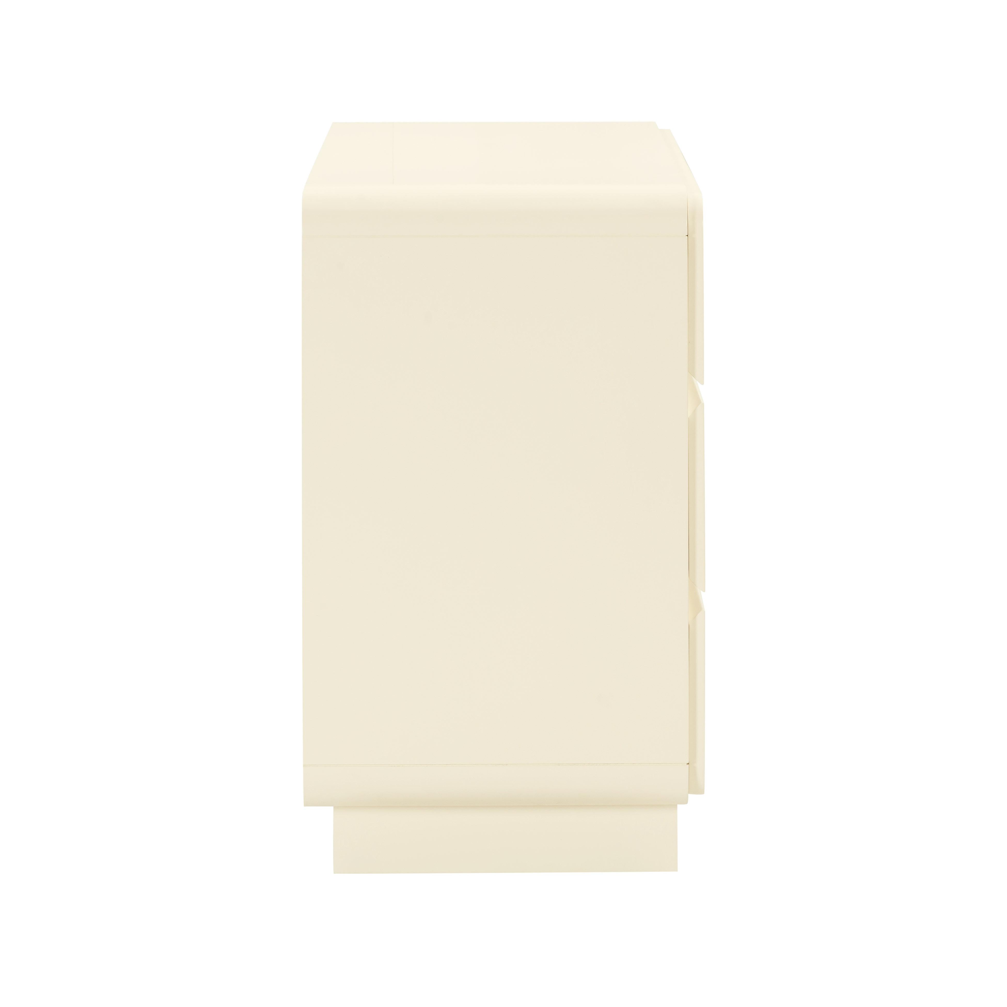 Sagura Cream 6-Drawer Dresser - UK