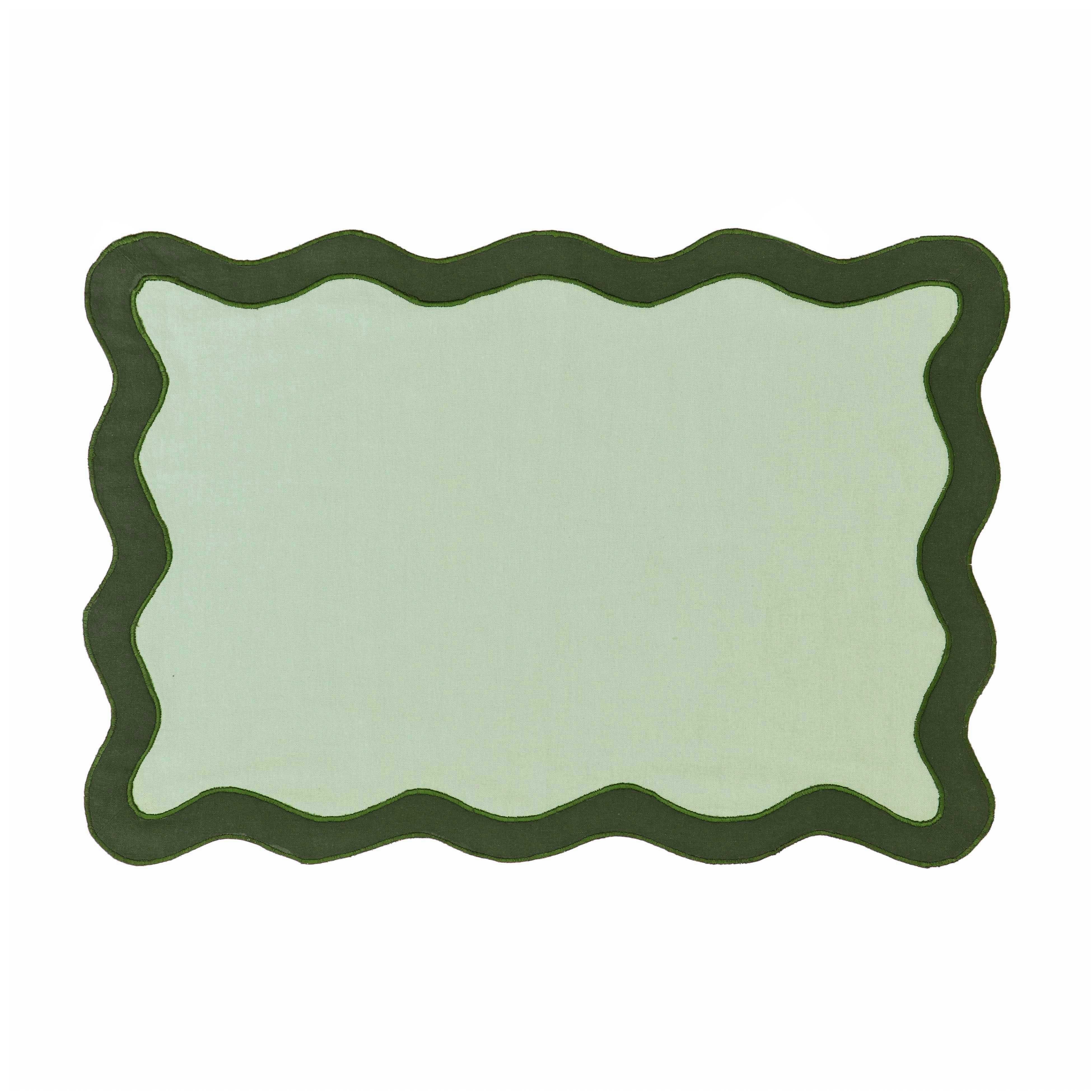 Scalloped Edge Olive Green Cotton Placemat - Set of 4