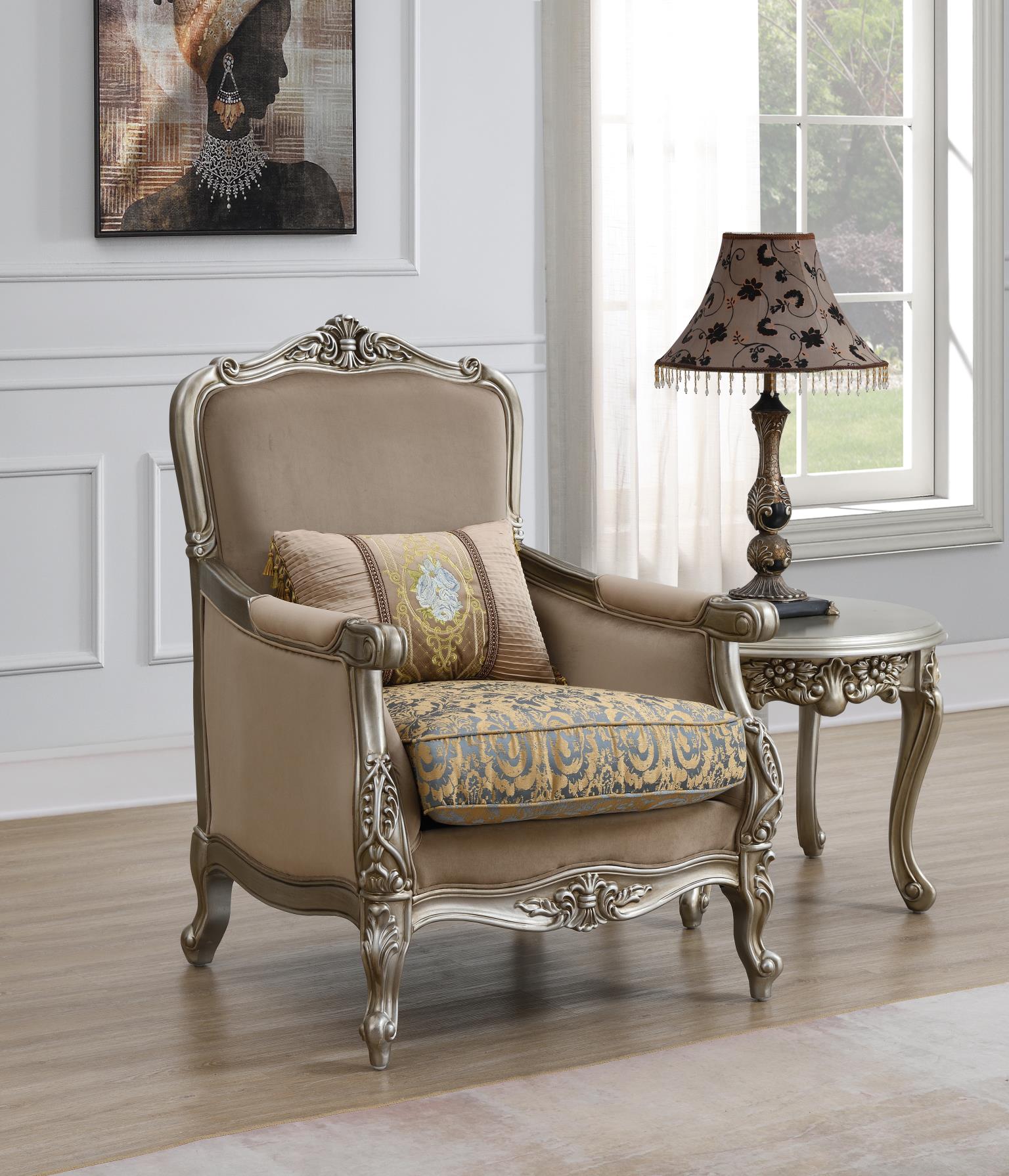 Quincy Living Collection