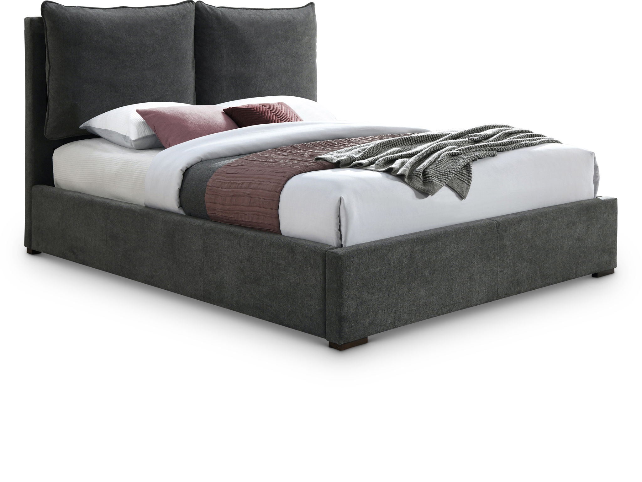 Misha - Bed