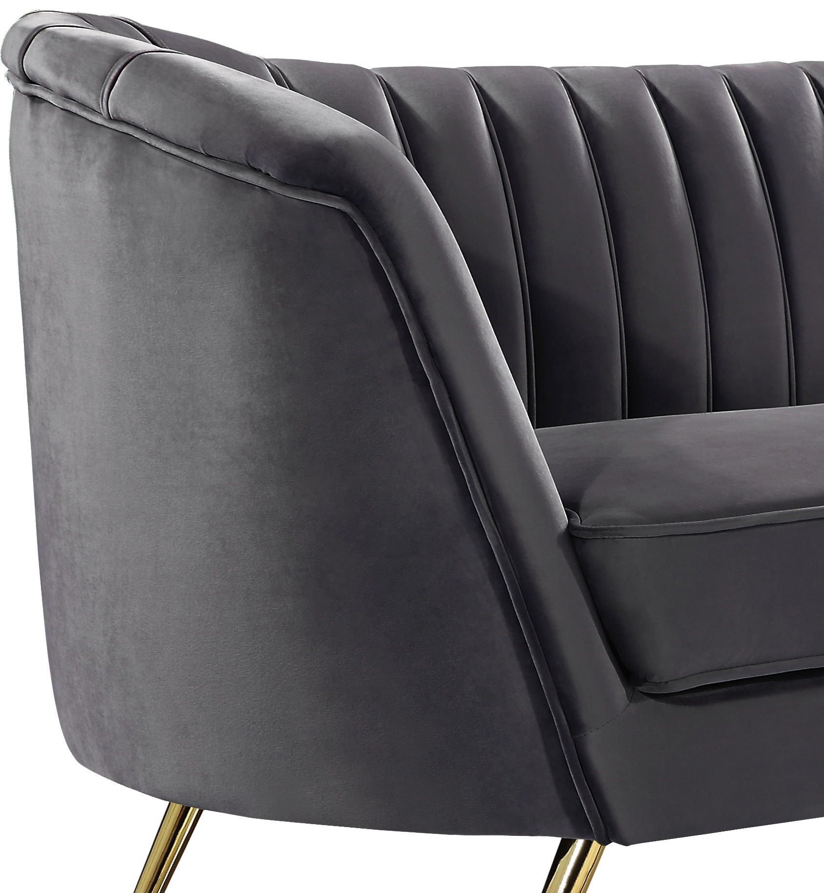 Margo - Loveseat