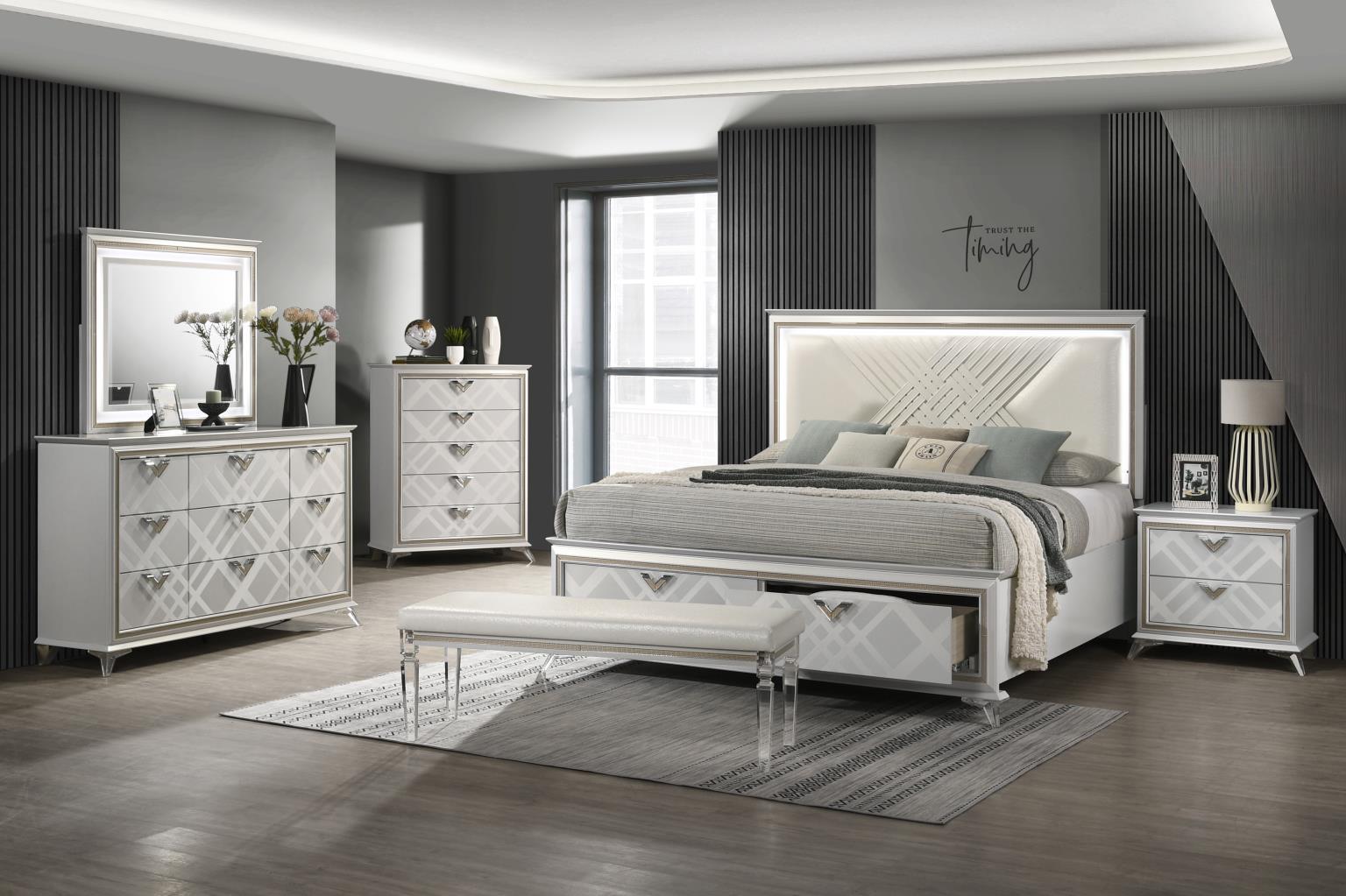 B026 White Bench — 54-Inch Wide