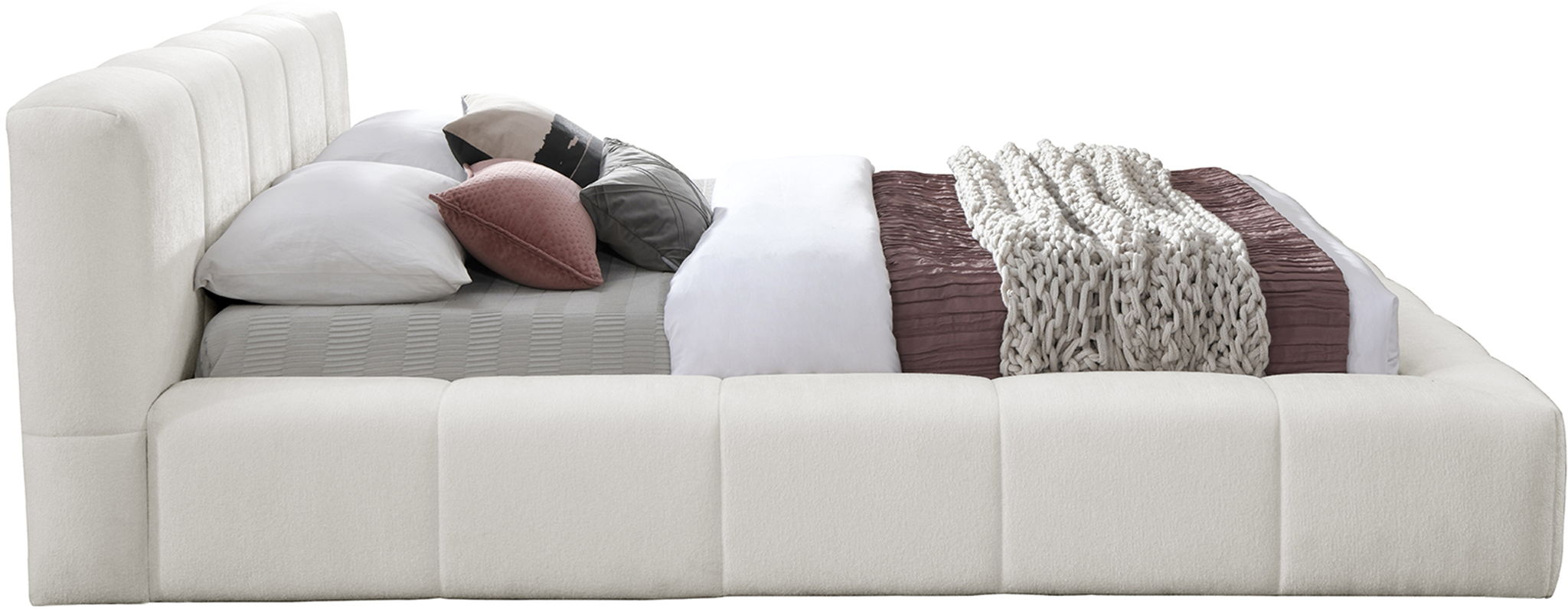 Carlin - Bed