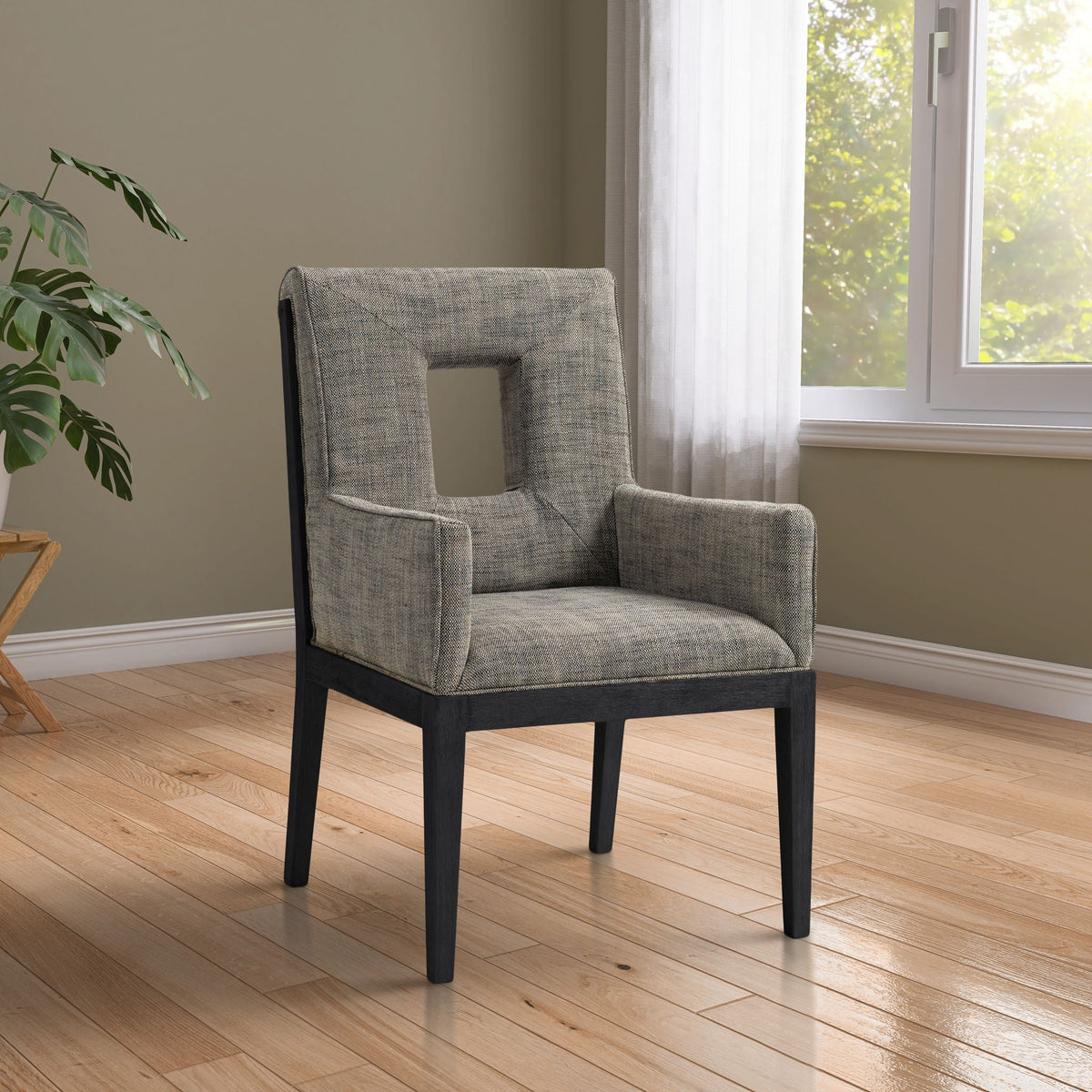 Gwendolyn - Dining Arm Chair with Black Frame