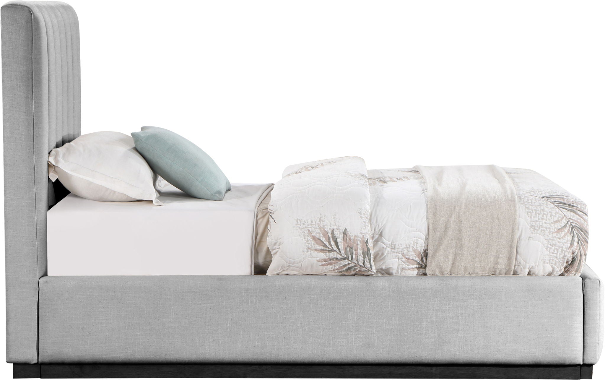Lucia - Bed