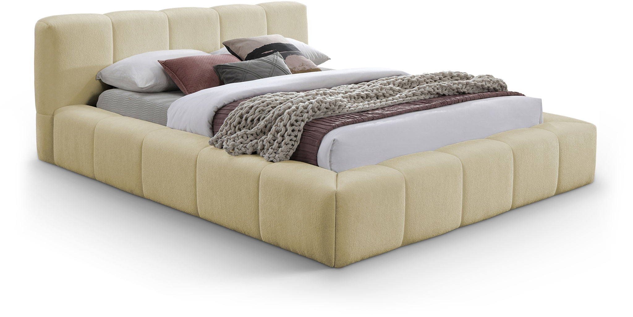 Carlin - Bed