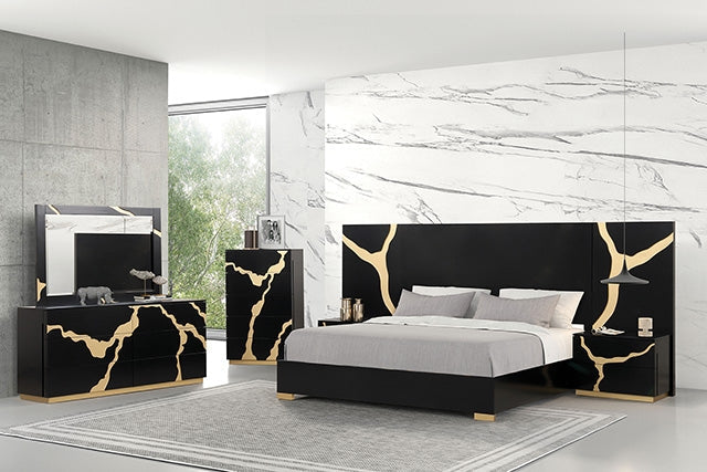 Goldsberg Bedroom Collection