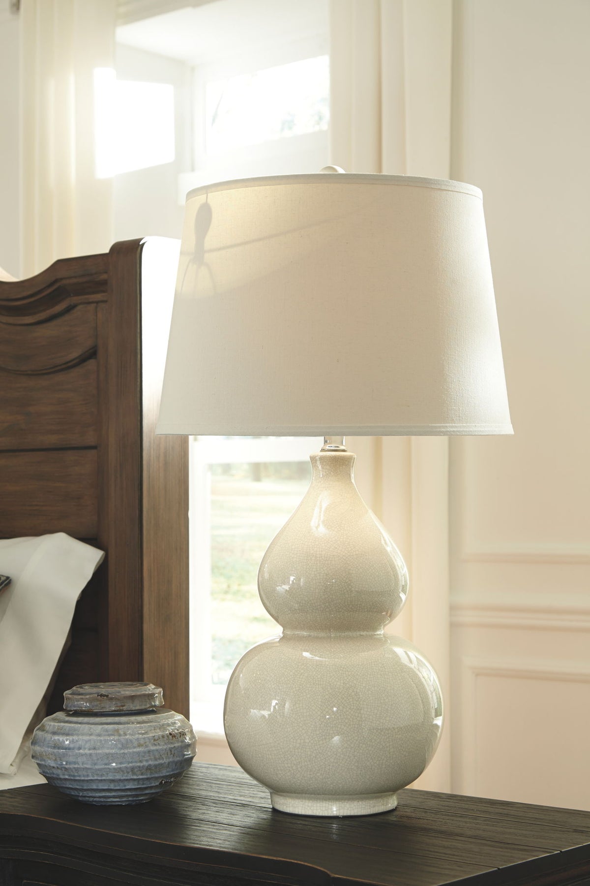 Saffi - Ceramic Table Lamp - Cream — view 2