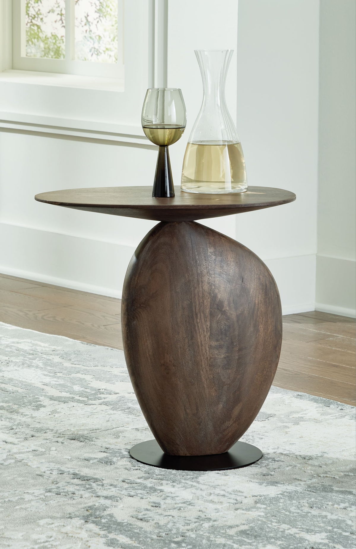 Cormmet - Accent Table - Brown / Black — view 2