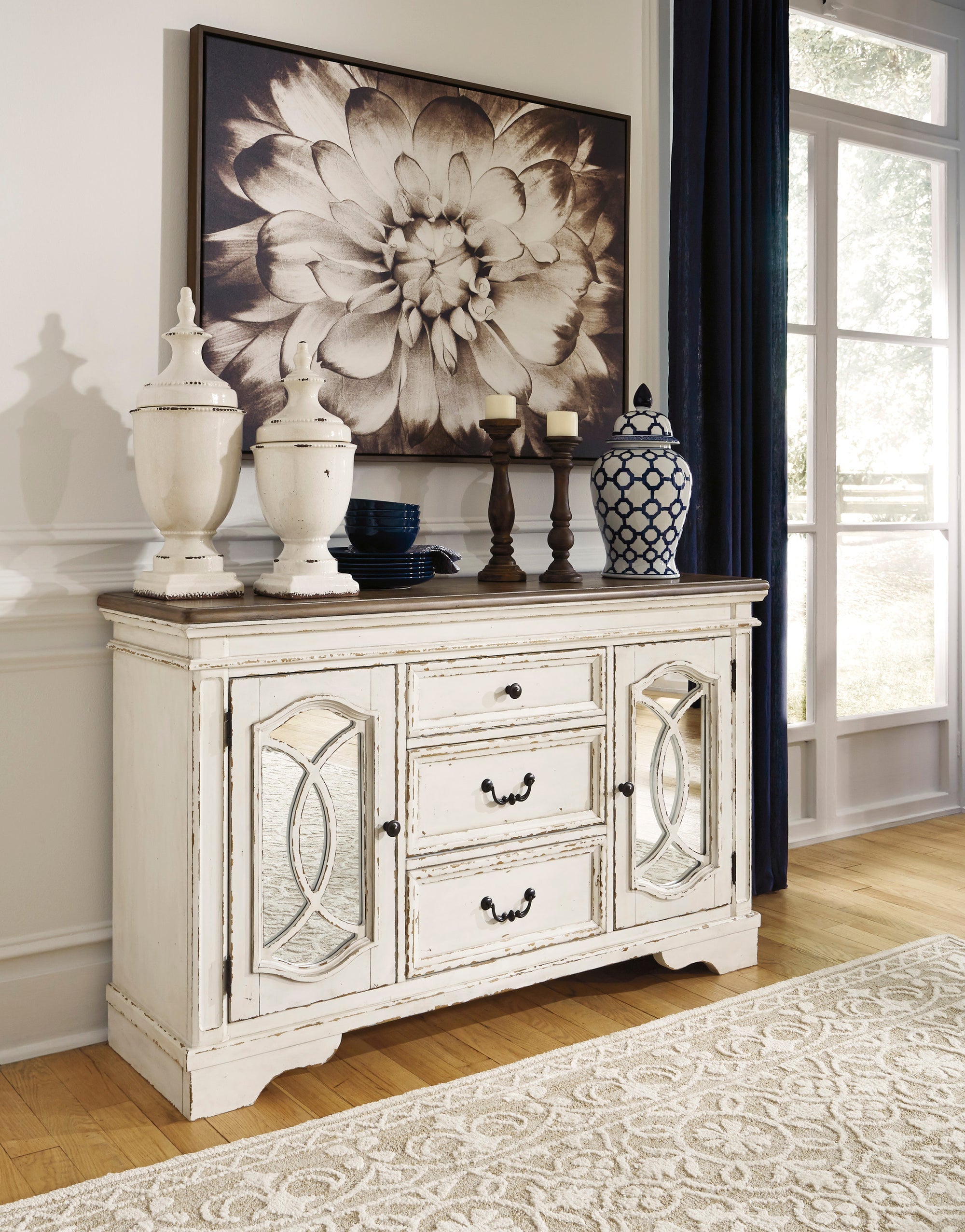 D743-60 Dining Room Server **NEW ARRIVALL**