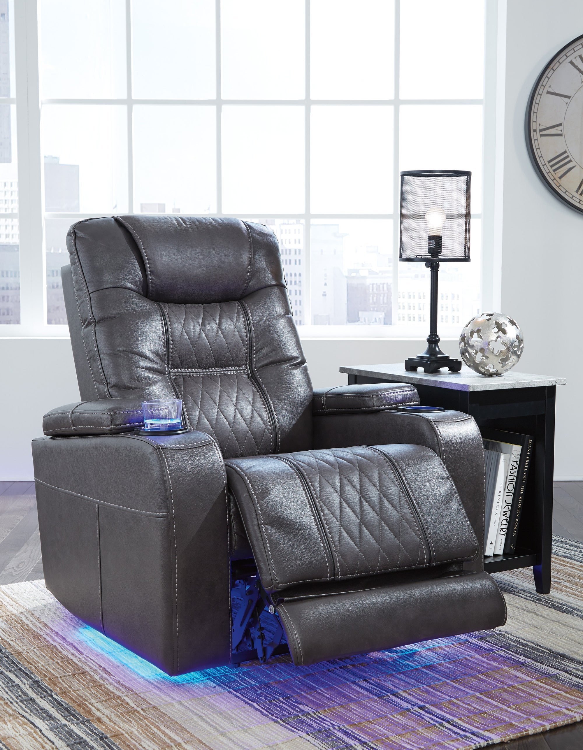 215 - Power Recliner
