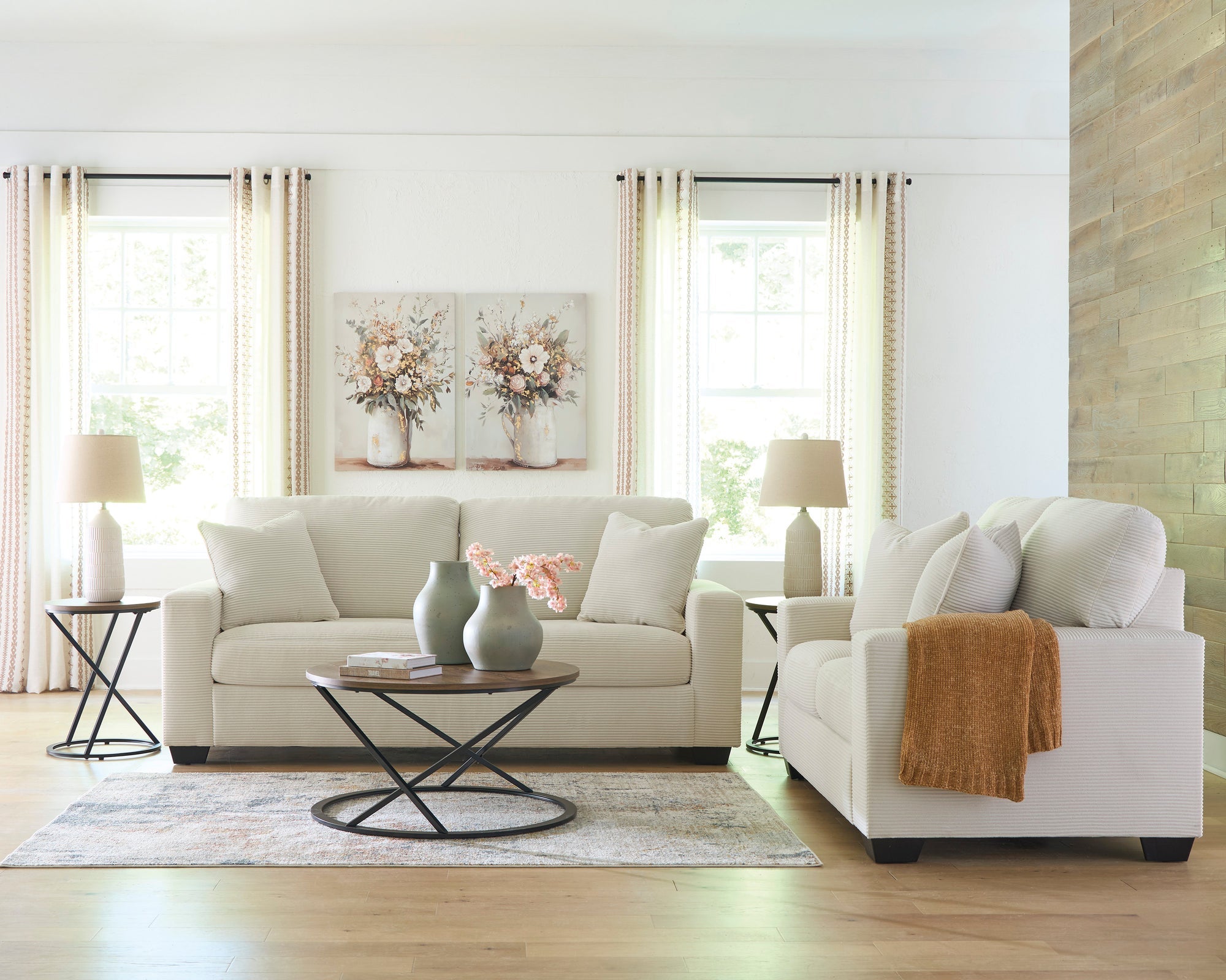 Ashley 320-06 Sofa & Loveseat Set