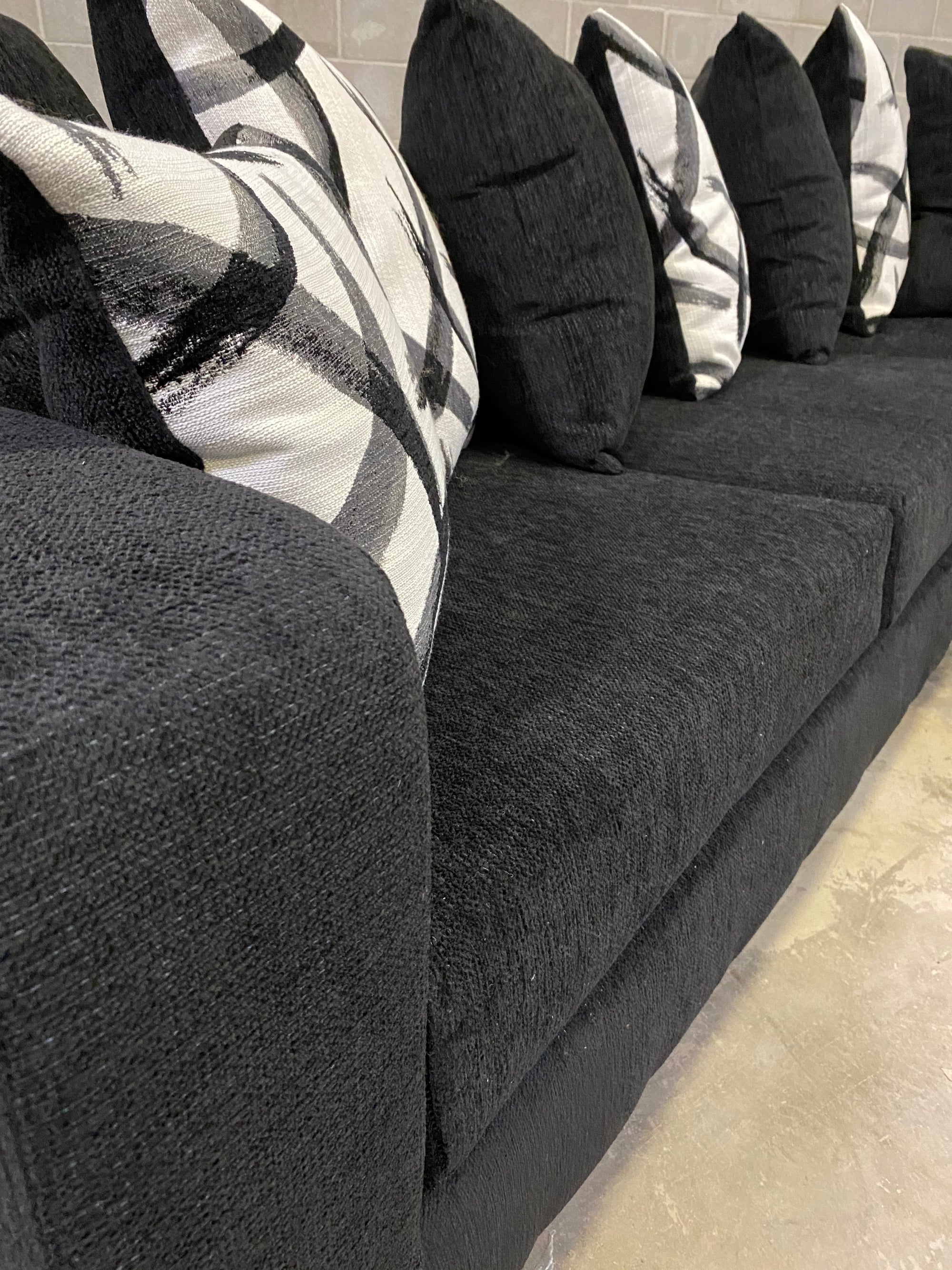 110 - BLACK Sectional