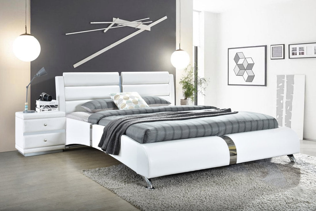 Vegas White Platform Bed - King (1 LEFT)