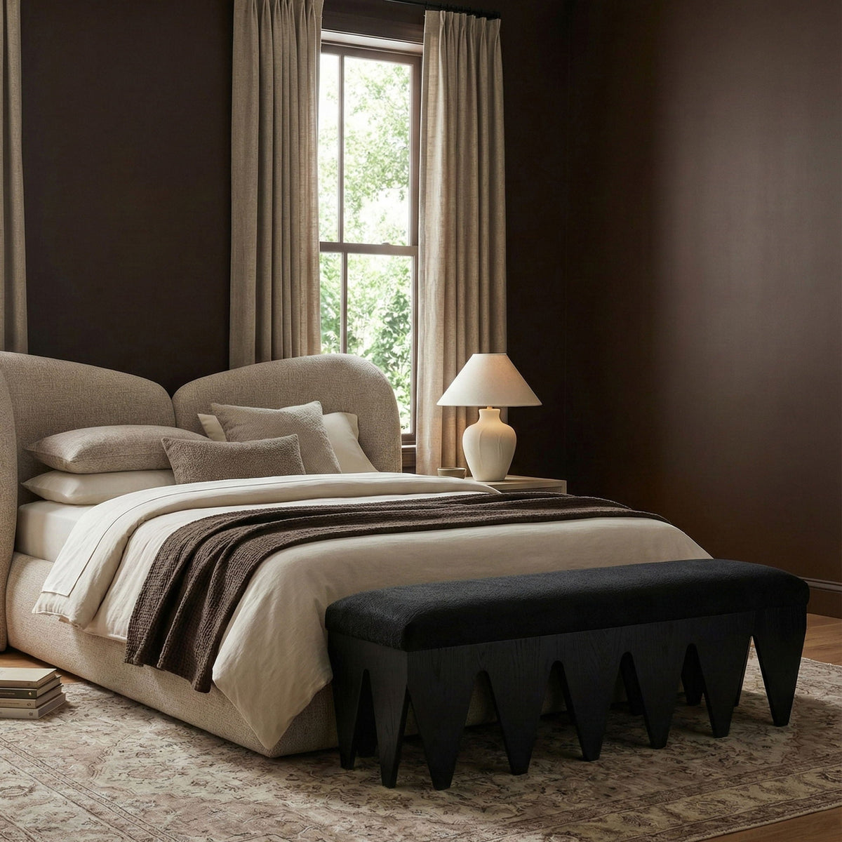 Altair - Bench with Black Base