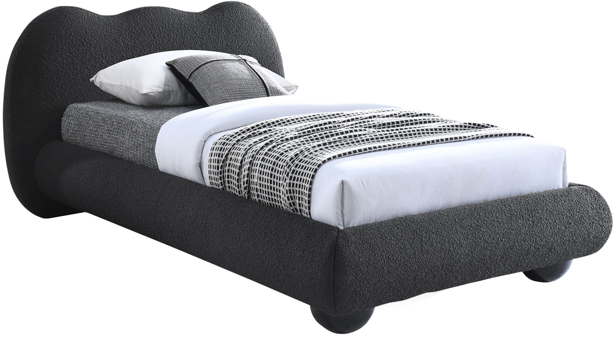 Hyde - Bed