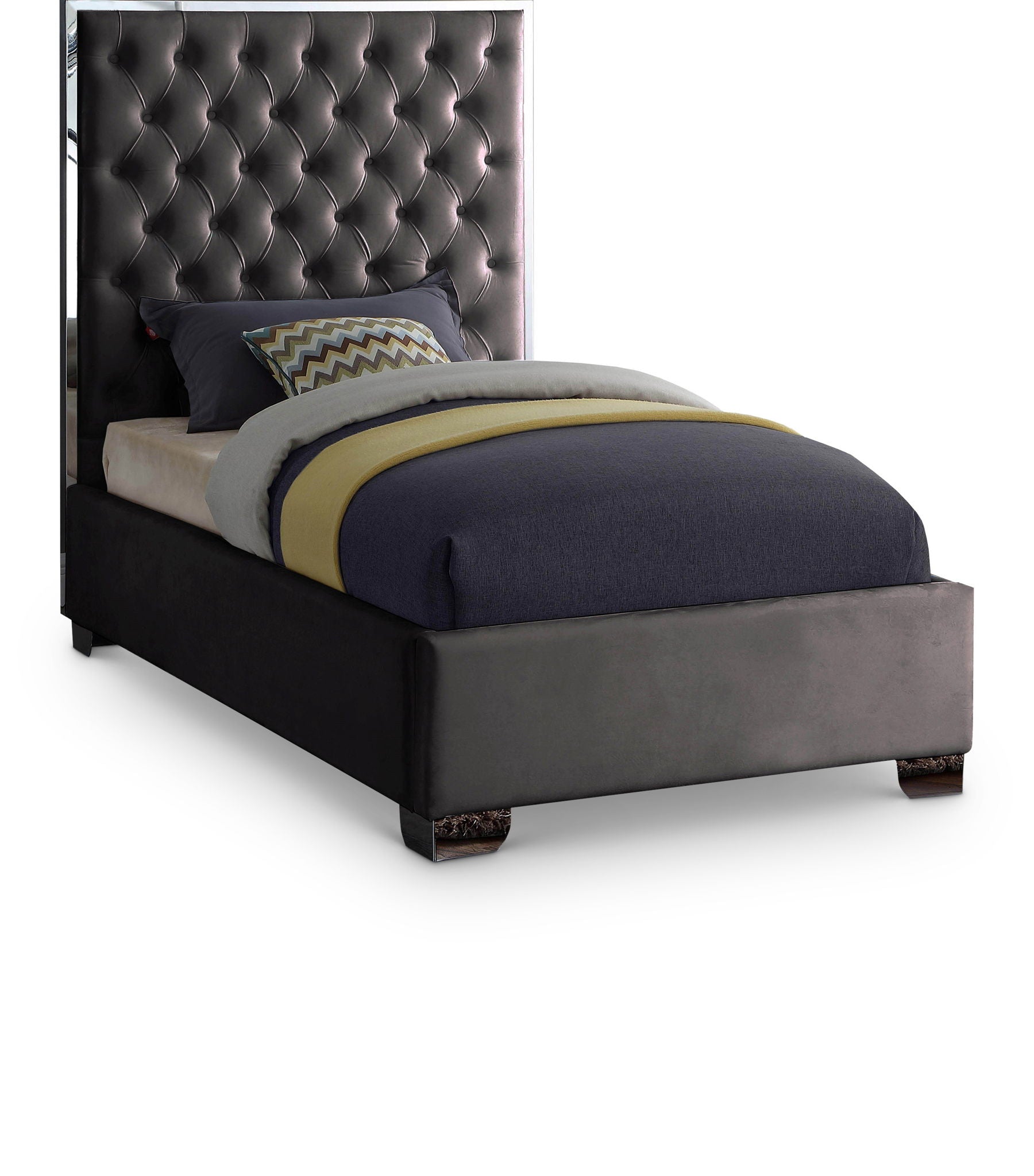 Lexi - Bed