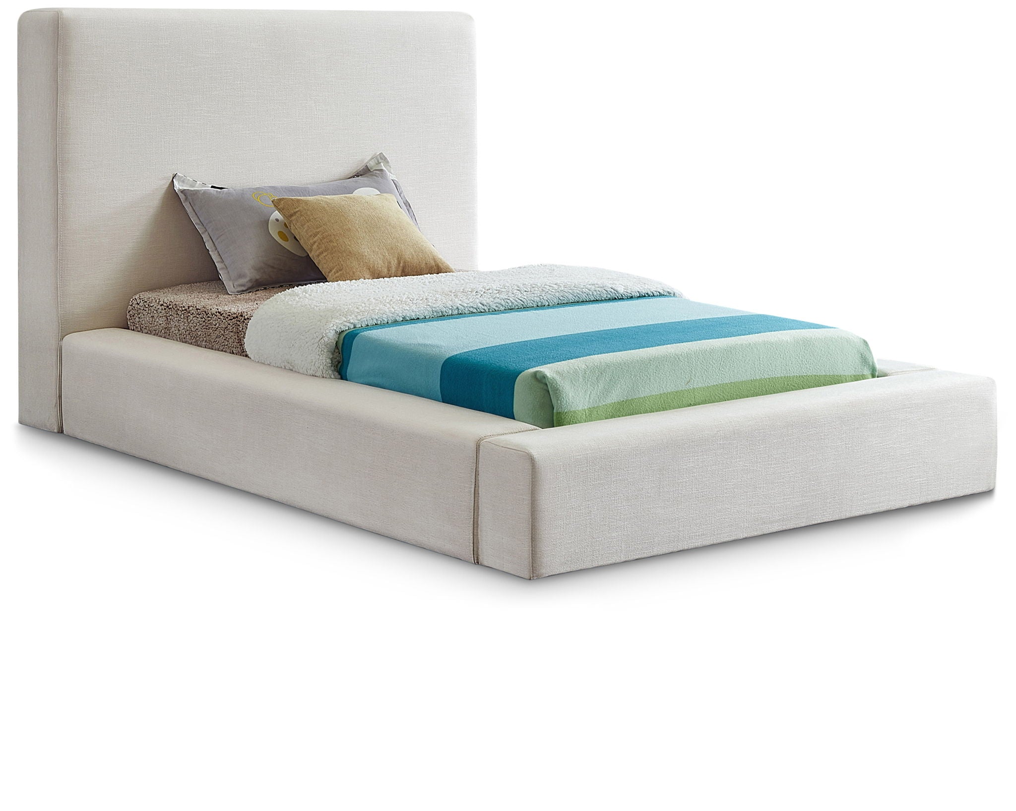 Devin - Bed