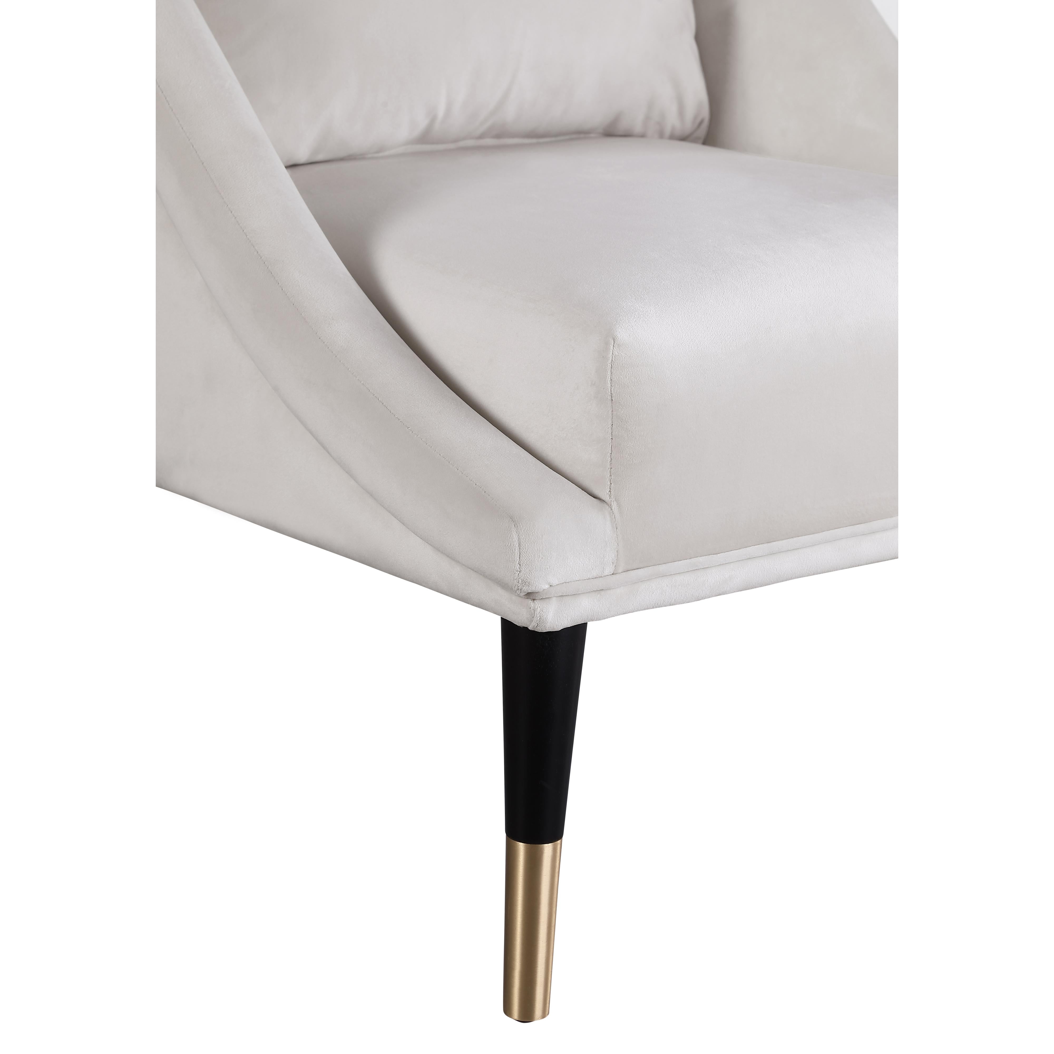 Meridian Elegante Cream Velvet Accent Chair