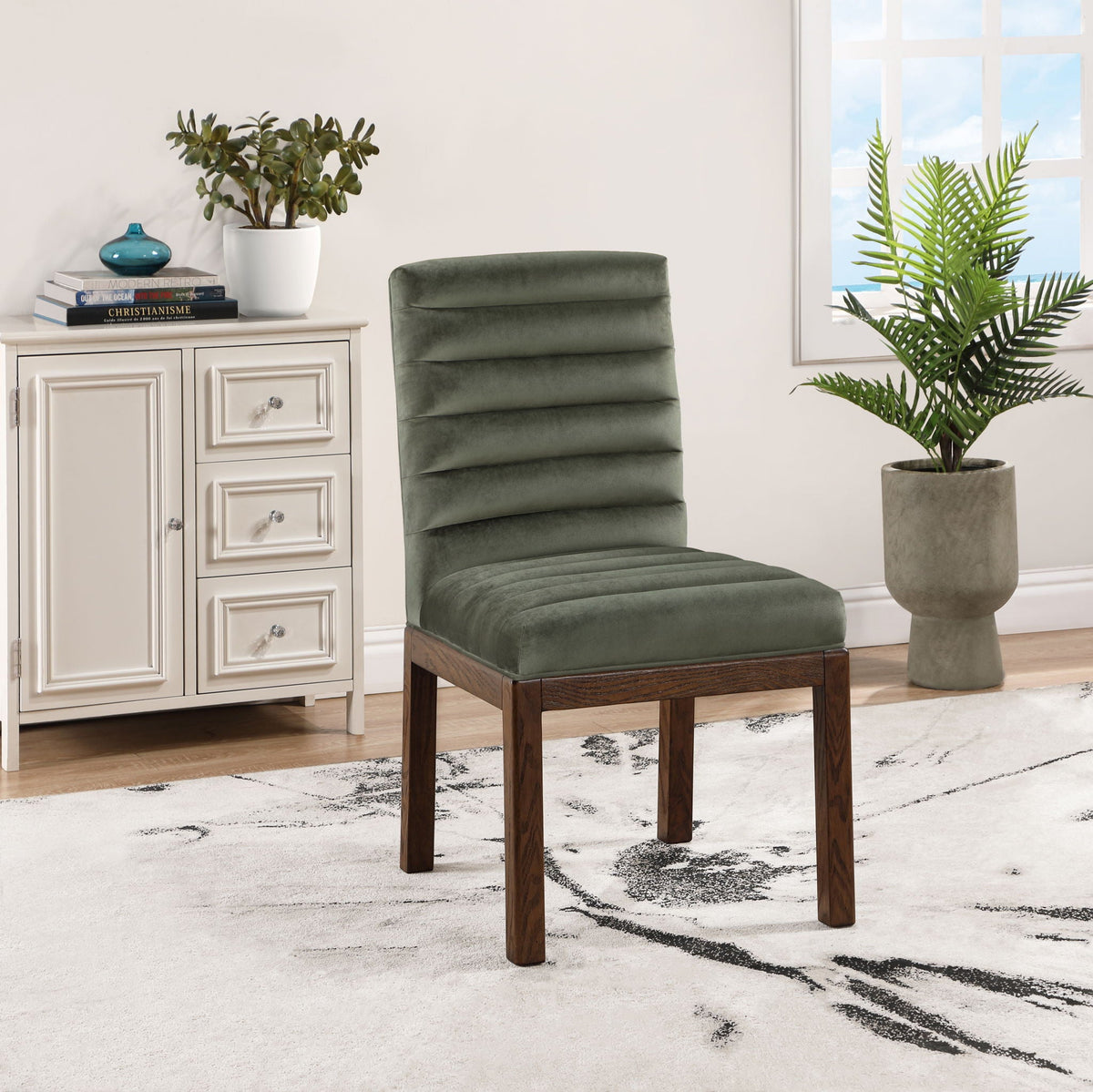 Evelyn - Dining Chair with Brown Legs