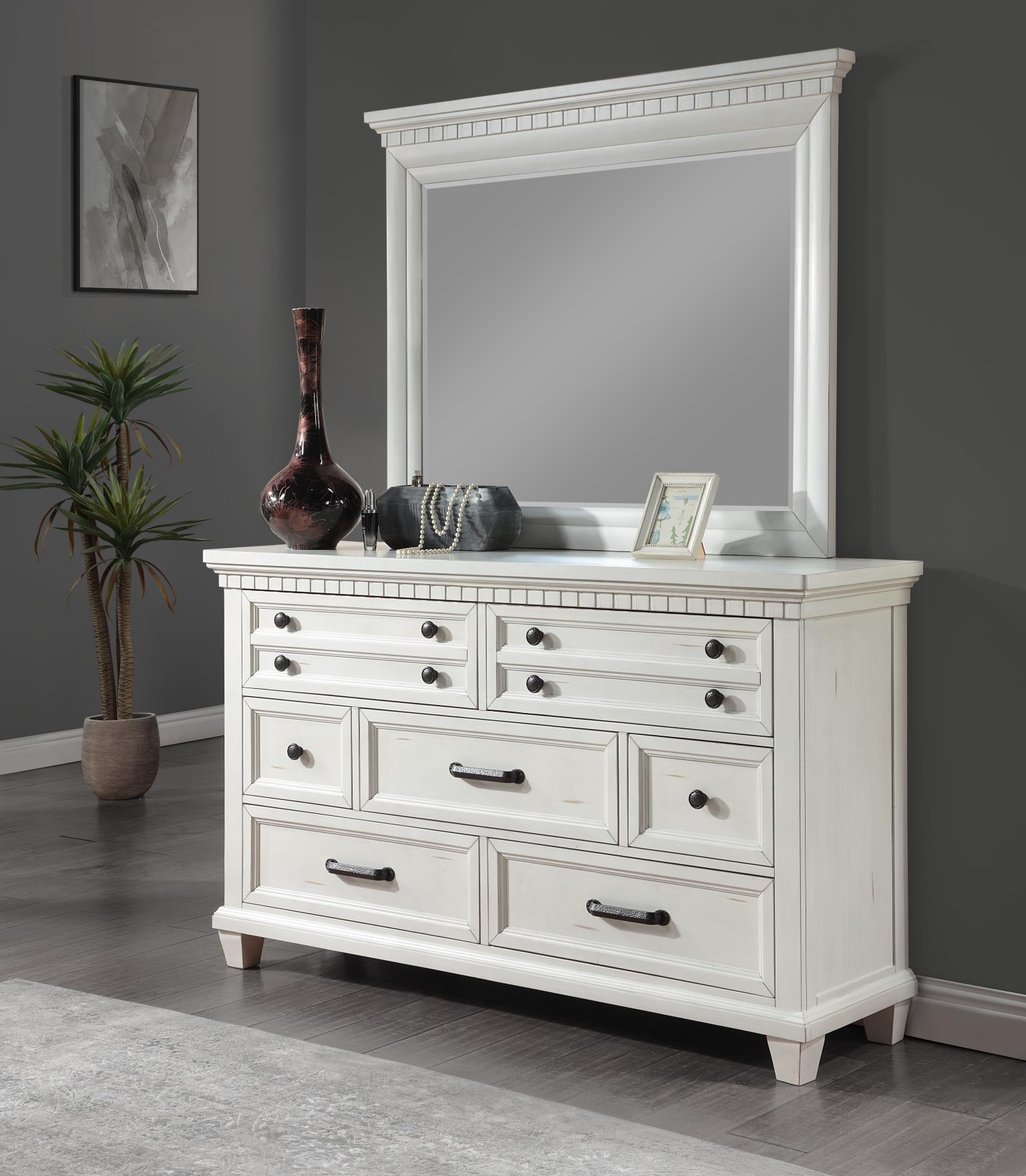 B078 - Bedroom Set