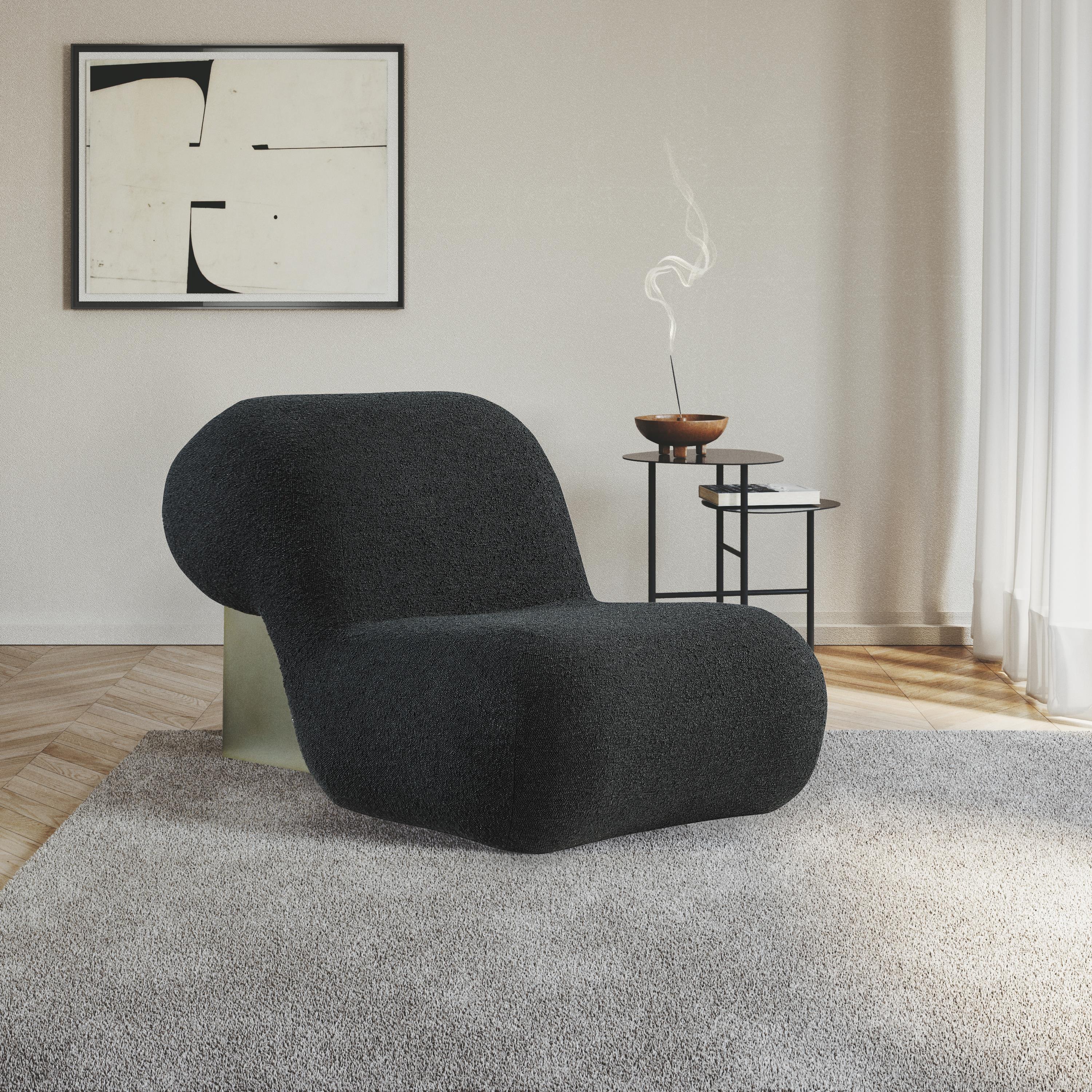 Meridian Quadra Black Fabric Accent Chair