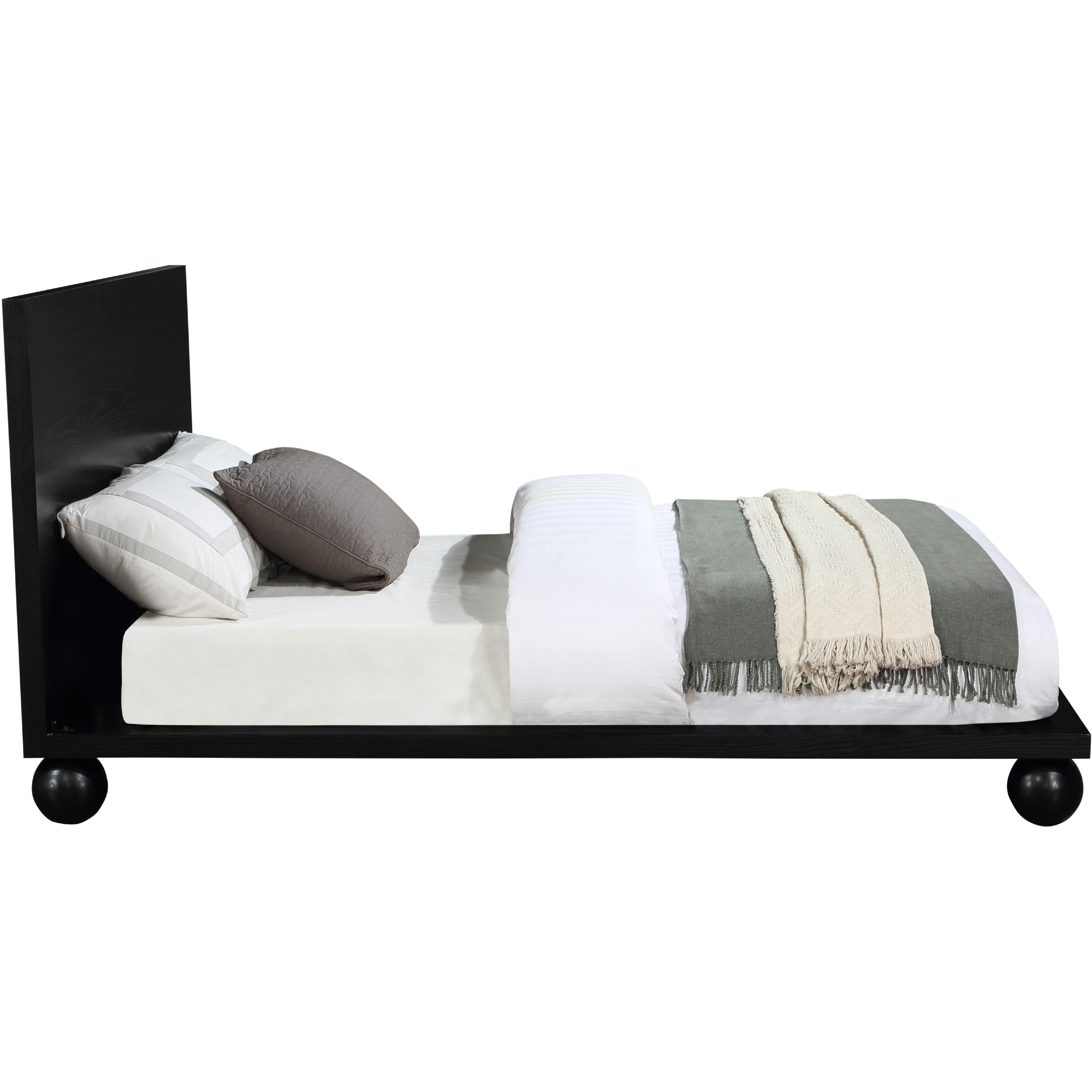 Meridian Kent Black Queen Bed (3 Boxes)