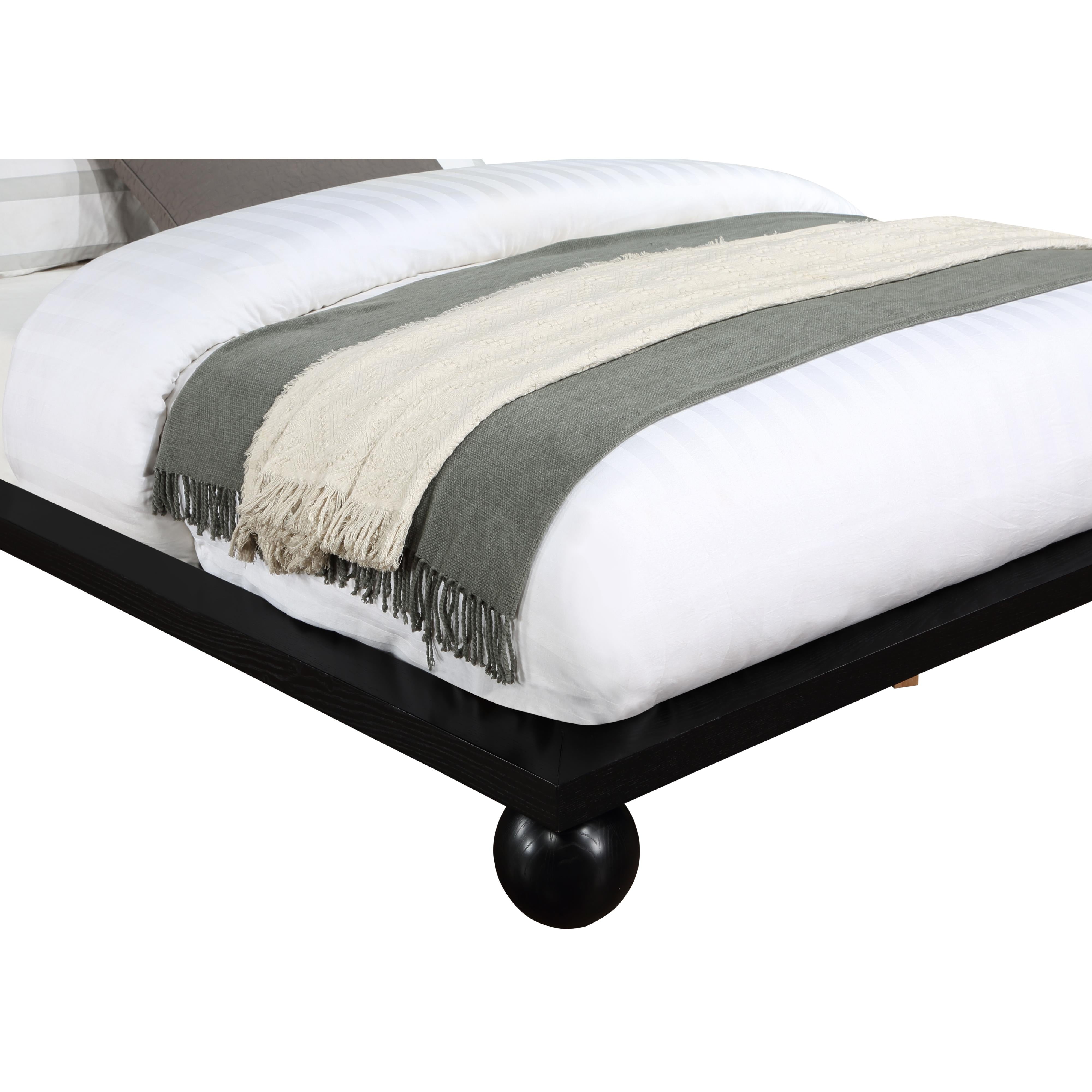 Meridian Kent Black Queen Bed (3 Boxes)