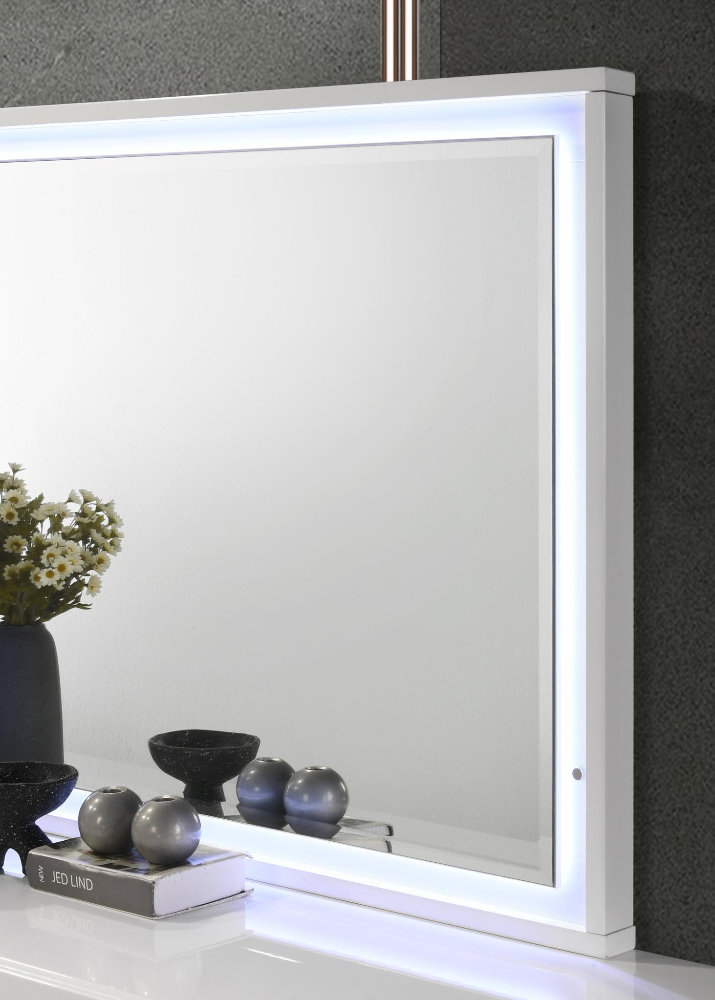B121 - LED Mirror - White
