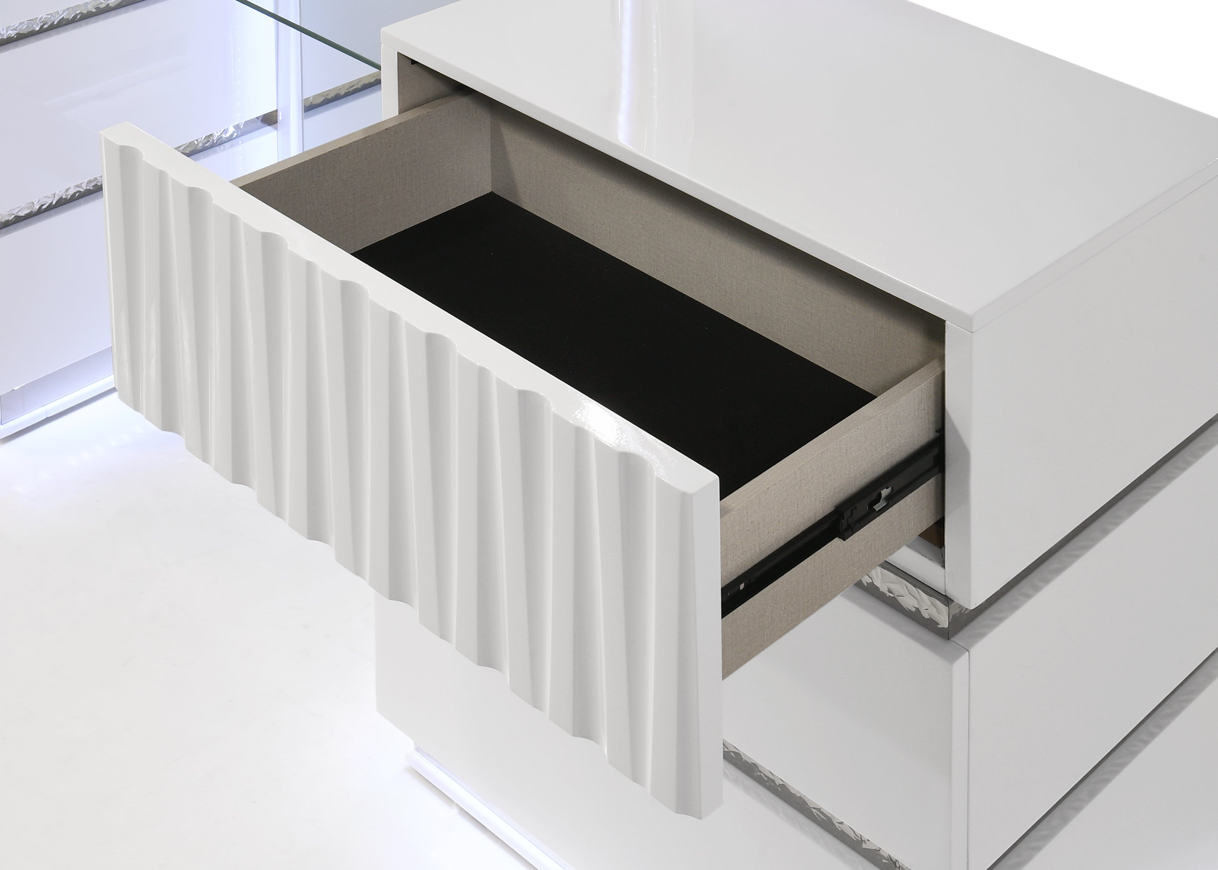 B32 Lisbon Vanity