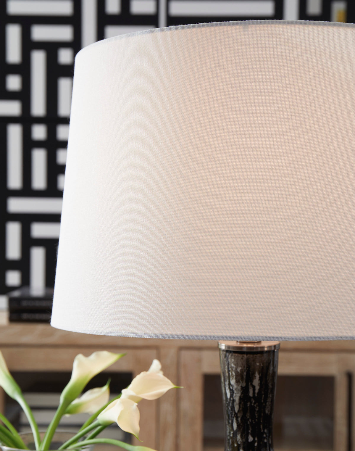 Tenslow Black Glass Table Lamp