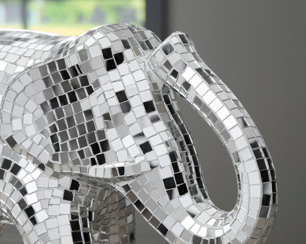 Ashley A2000834 Sculpture — 18" Accent Piece