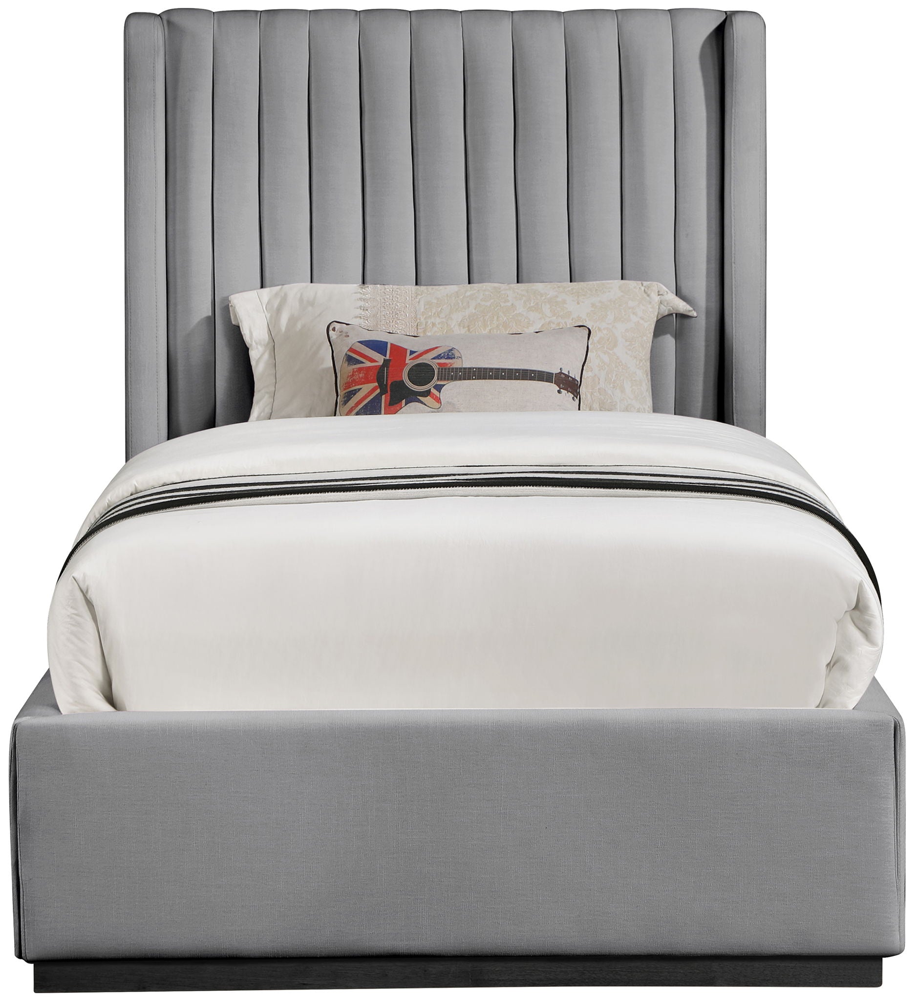 Logan - Bed
